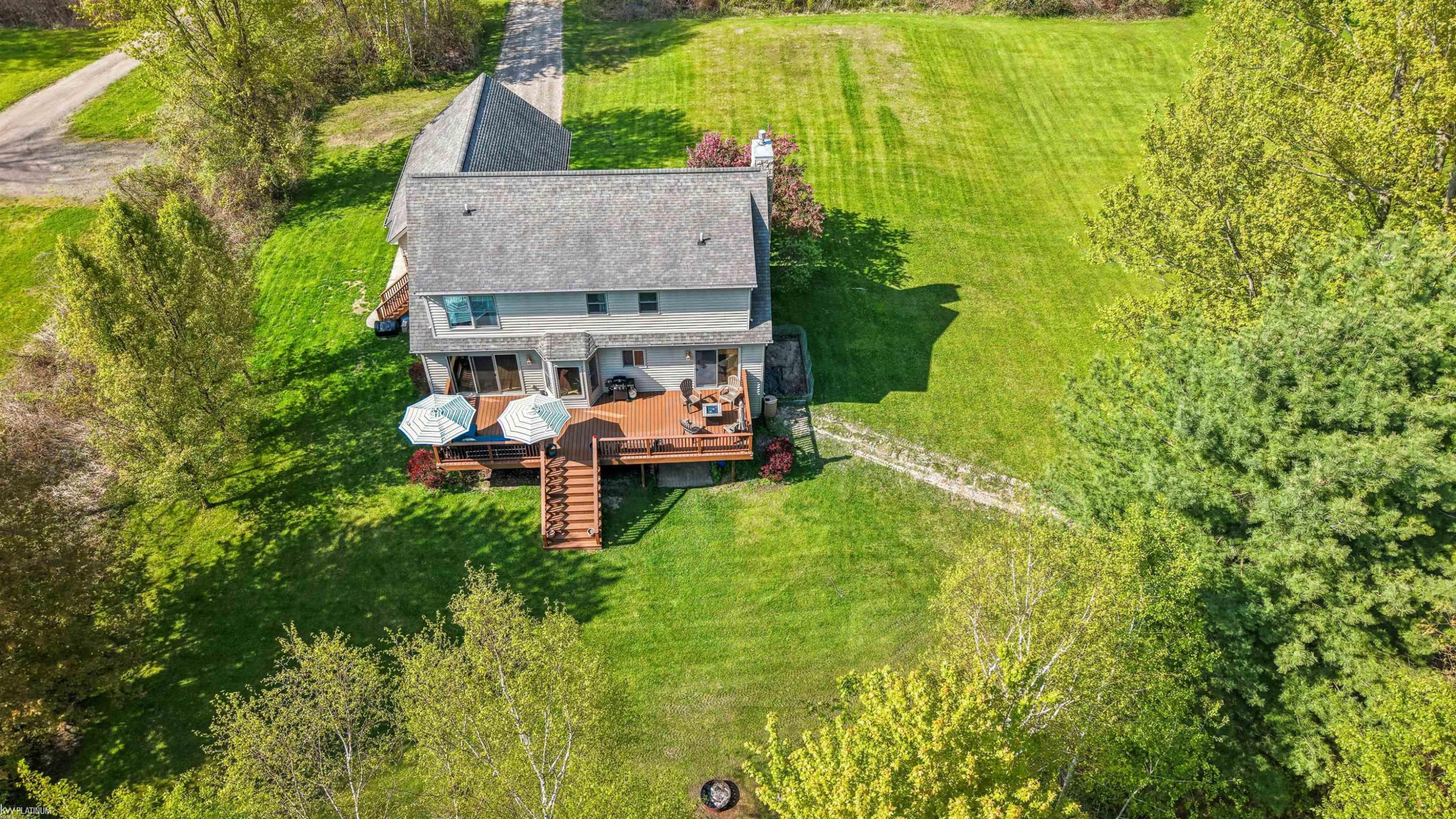 6527 Genaw Road, Algonac, MI 48001 — Photo 10