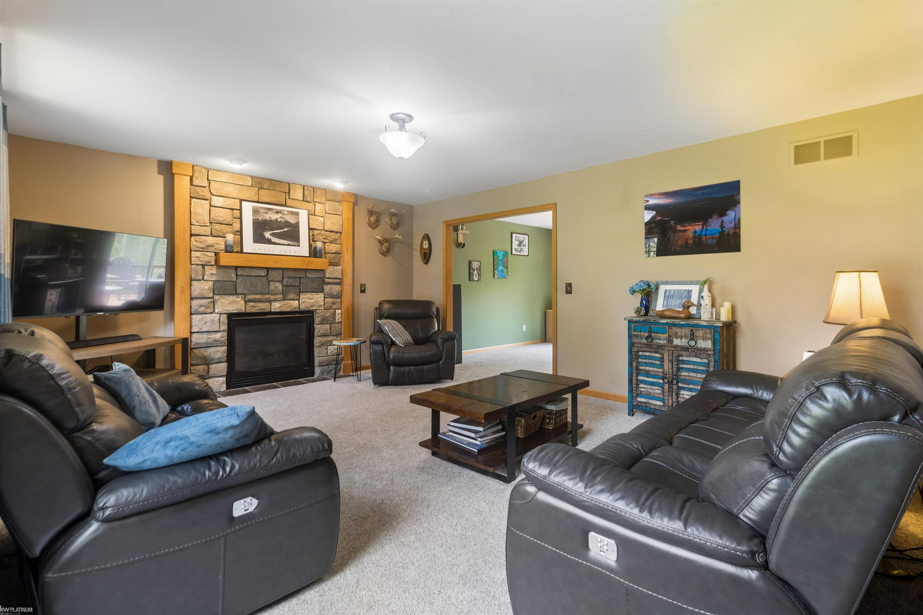 6527 Genaw Road, Algonac, MI 48001 — Photo 12