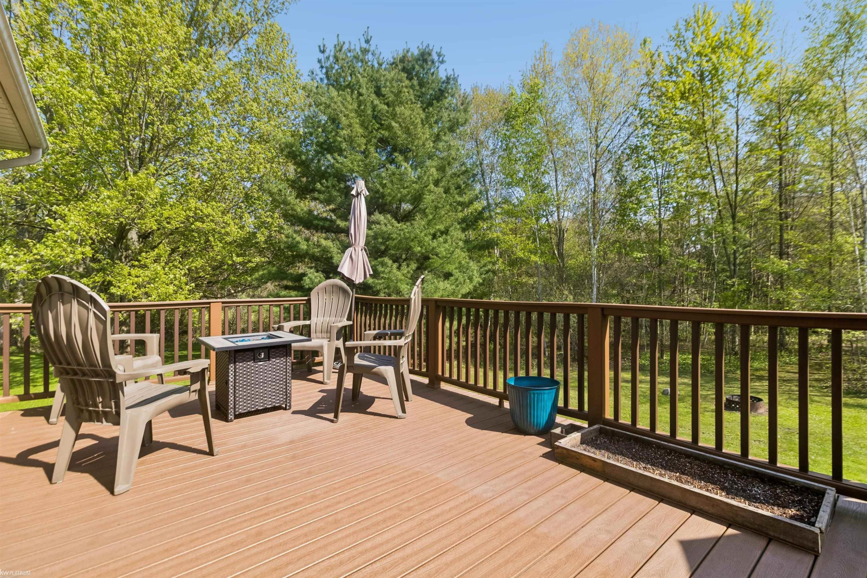 6527 Genaw Road, Algonac, MI 48001 — Photo 44
