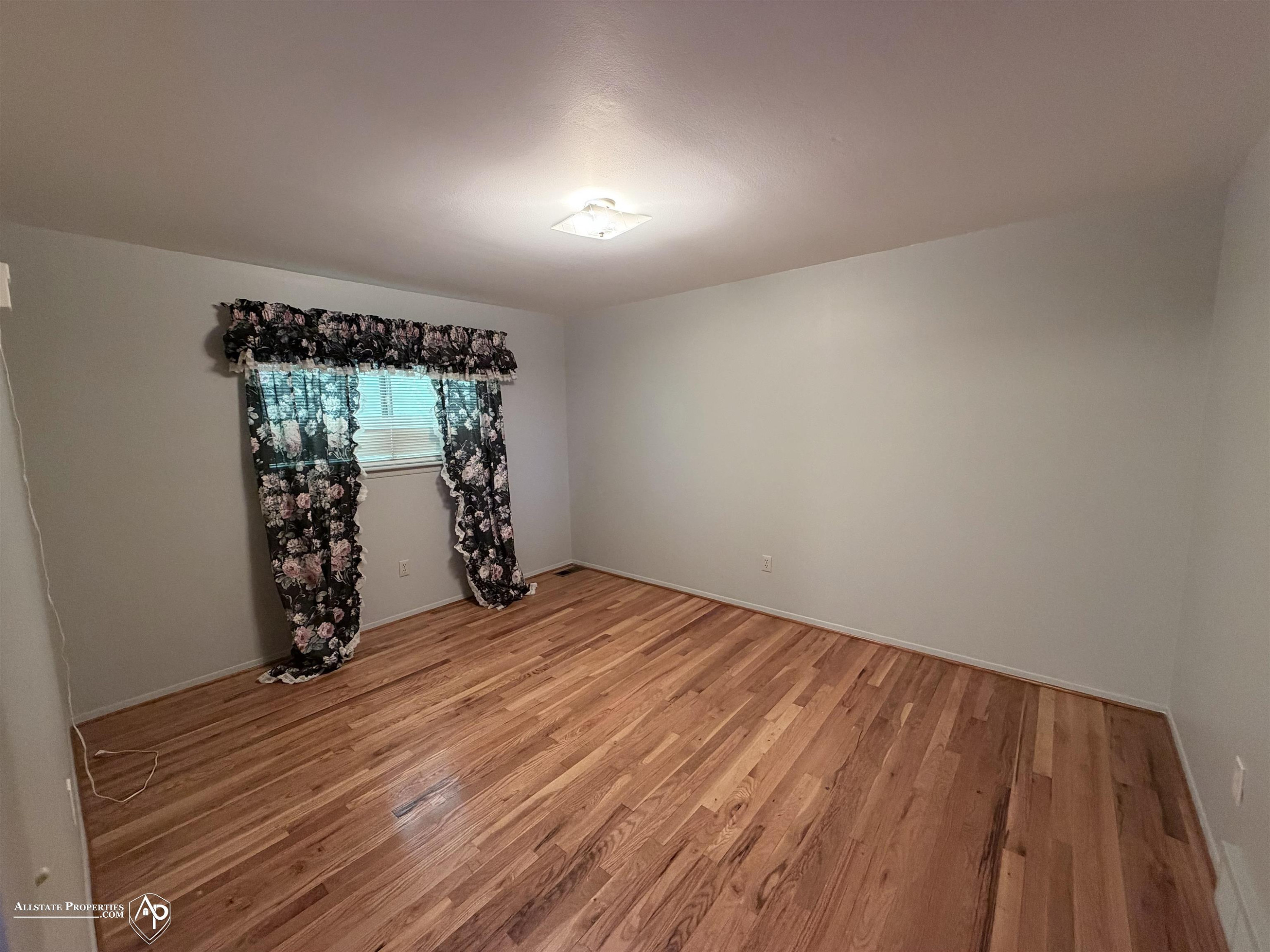 604 Amesbury Drive, Davison, MI 48423 — Photo 17