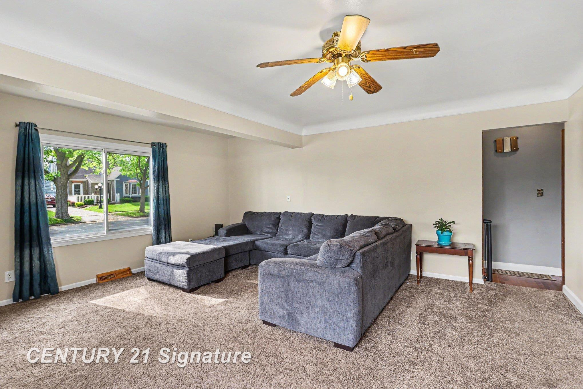 609 S Alp Street, Bay City, MI 48706 — Photo 3