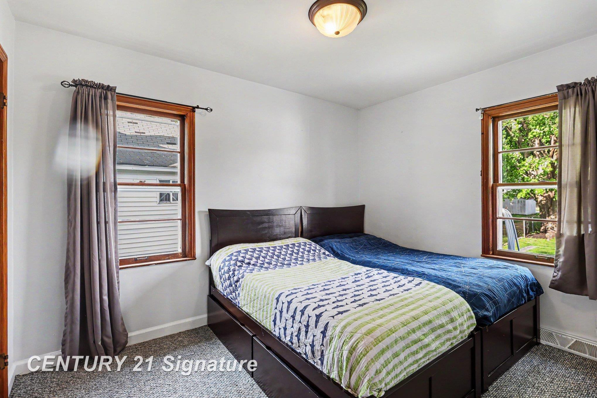 609 S Alp Street, Bay City, MI 48706 — Photo 10