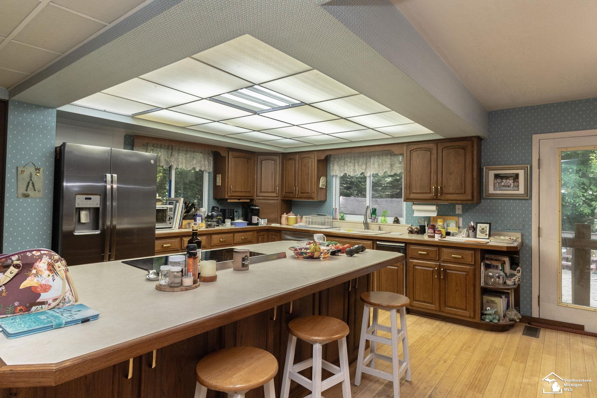 1372 Laurelhurst Drive, Temperance, MI 48182 — Photo 10