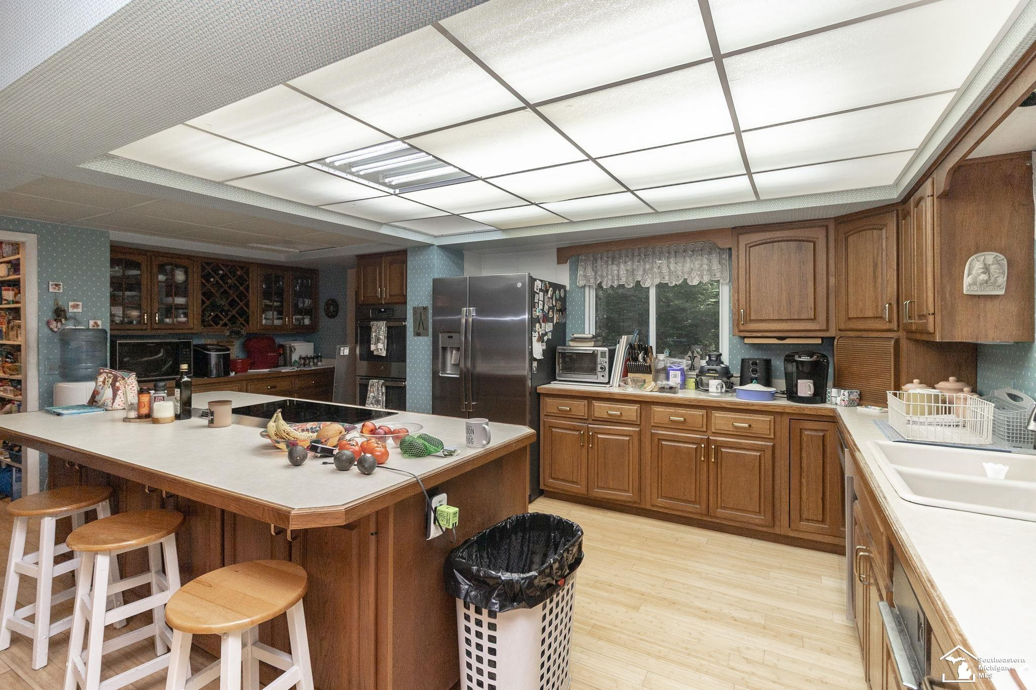 1372 Laurelhurst Drive, Temperance, MI 48182 — Photo 11