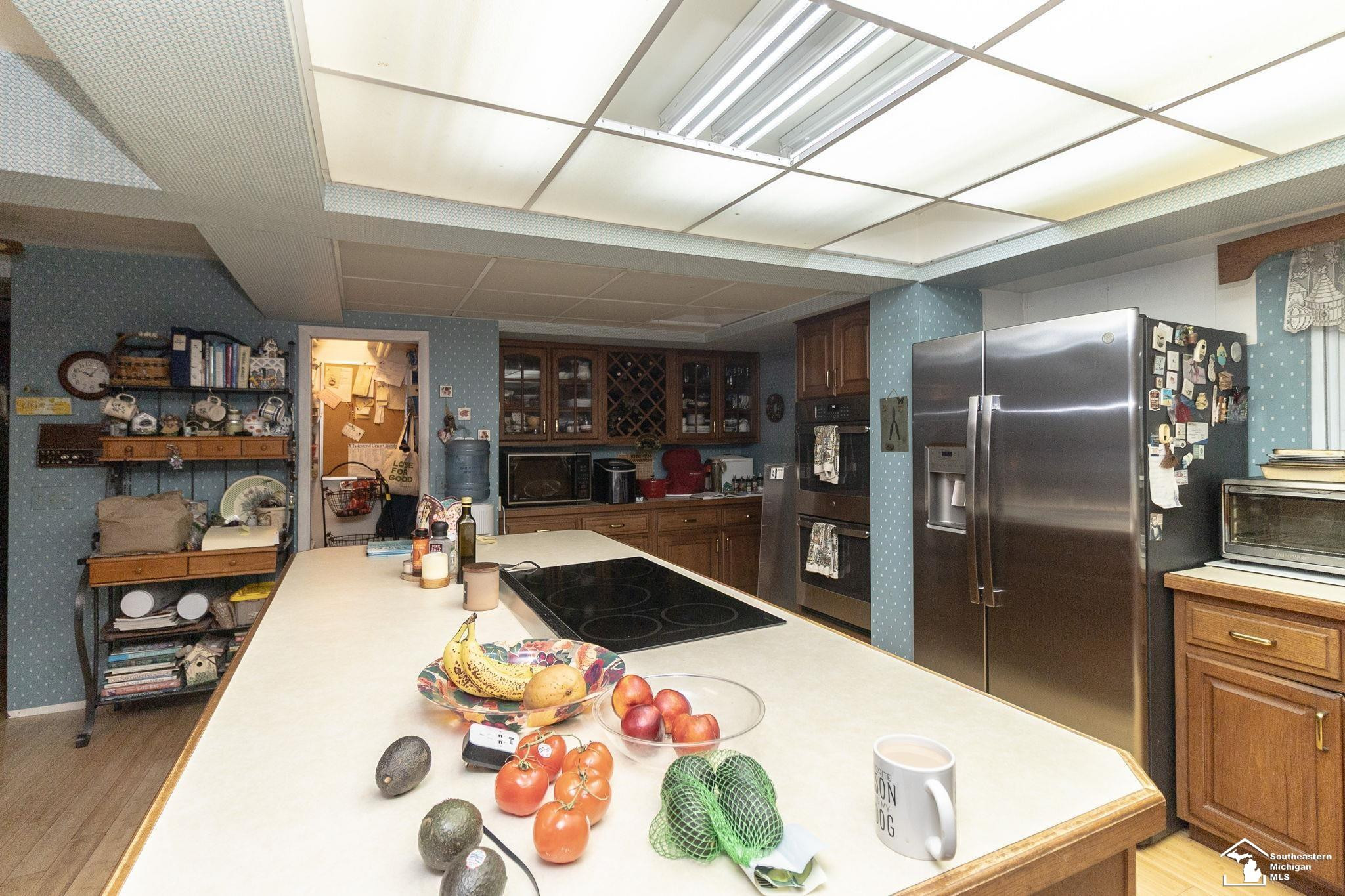 1372 Laurelhurst Drive, Temperance, MI 48182 — Photo 12