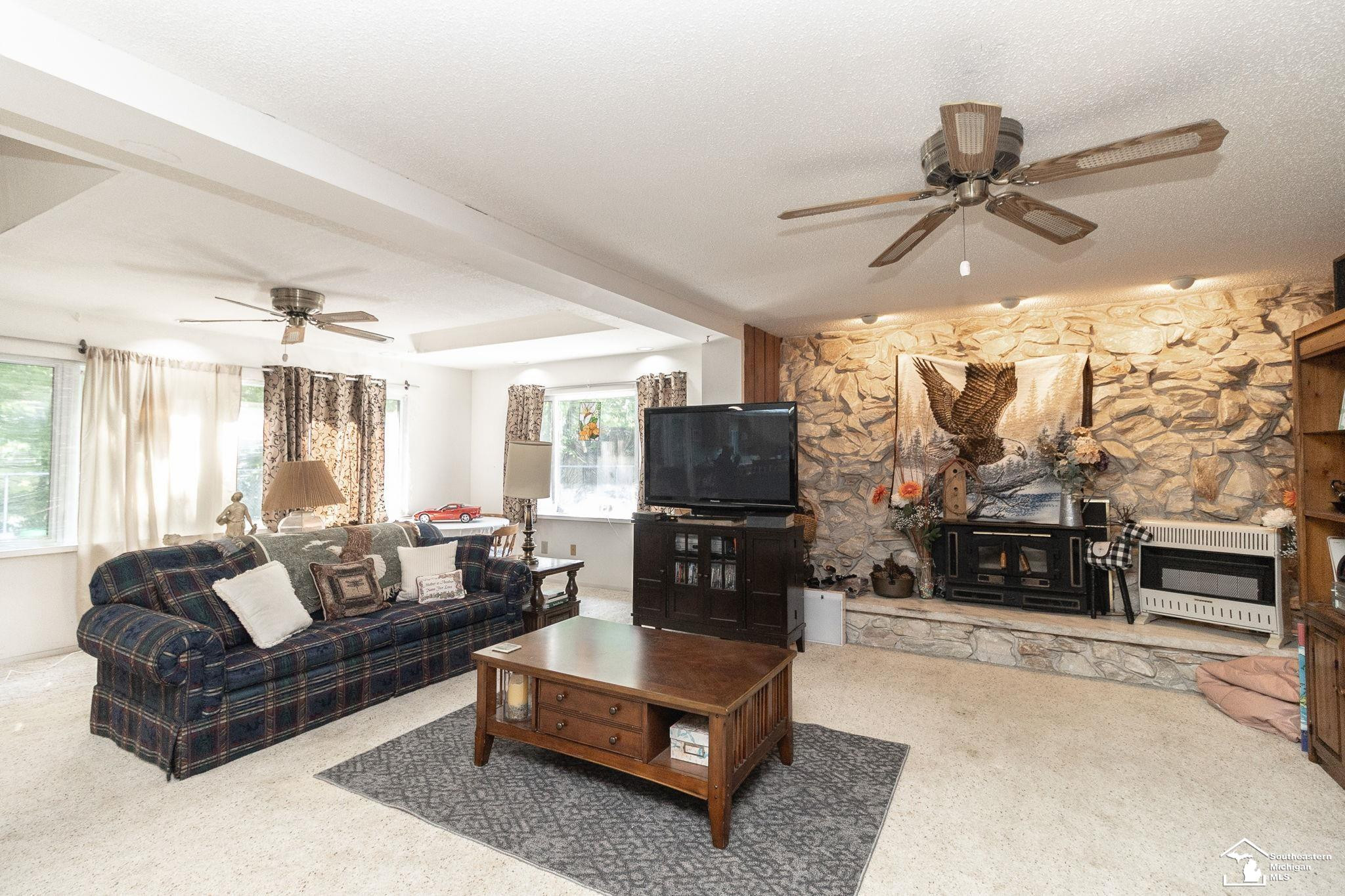 1372 Laurelhurst Drive, Temperance, MI 48182 — Photo 16