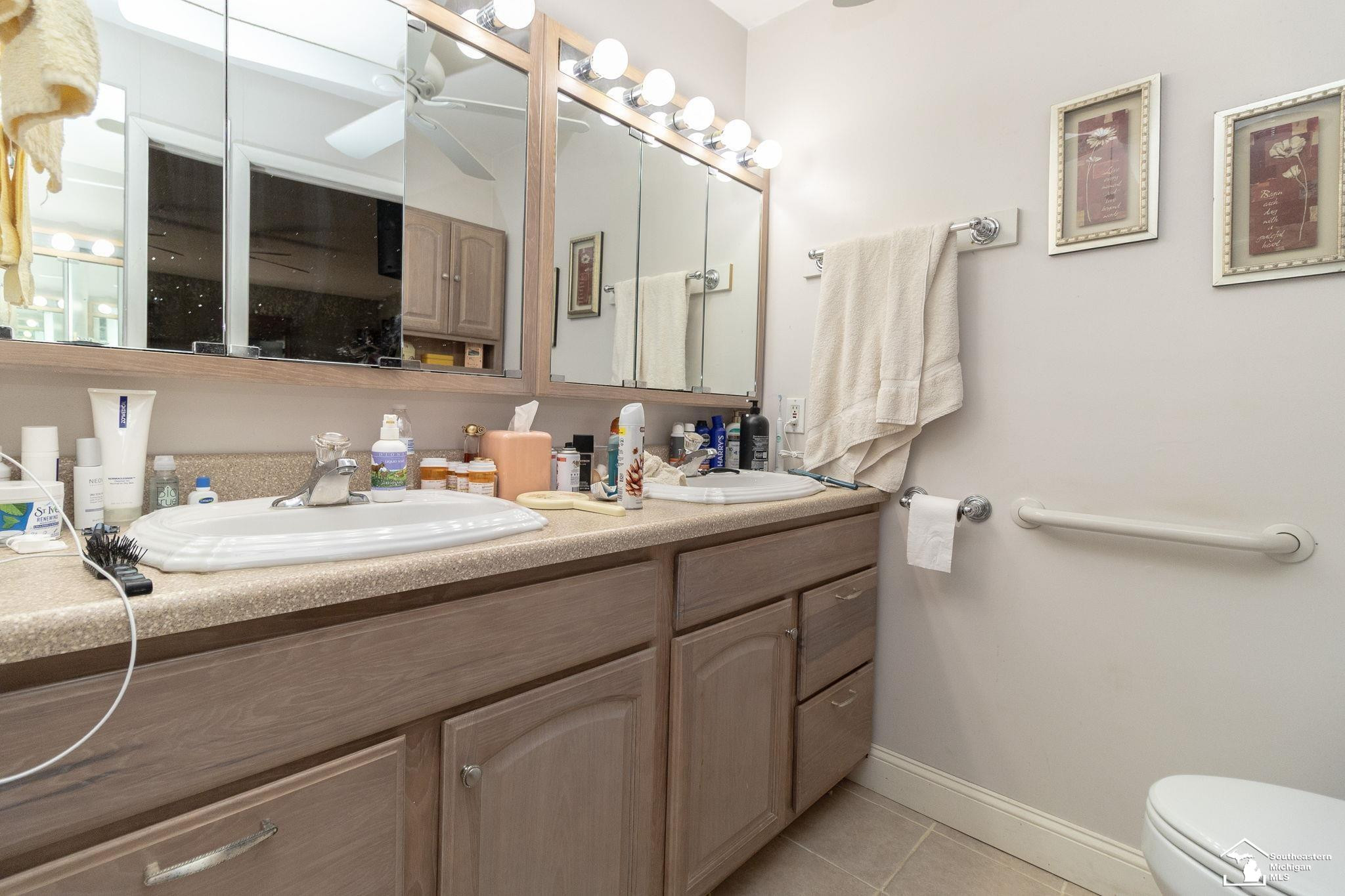 1372 Laurelhurst Drive, Temperance, MI 48182 — Photo 29