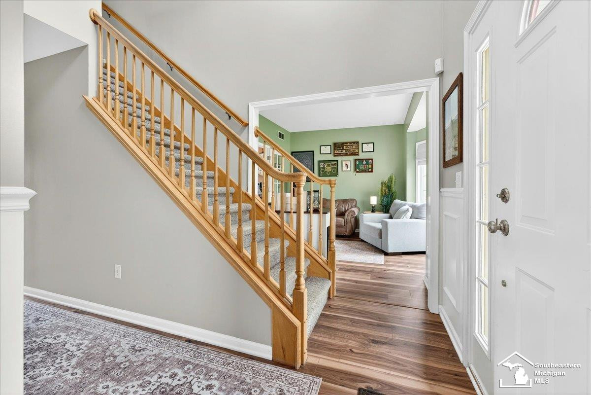 762 Valmont Drive, Monroe, MI 48162 — Photo 4