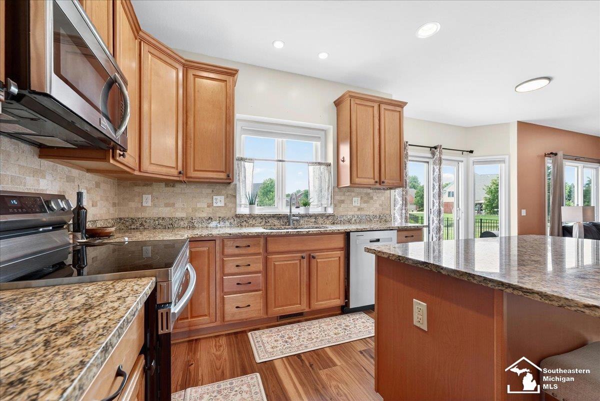762 Valmont Drive, Monroe, MI 48162 — Photo 11