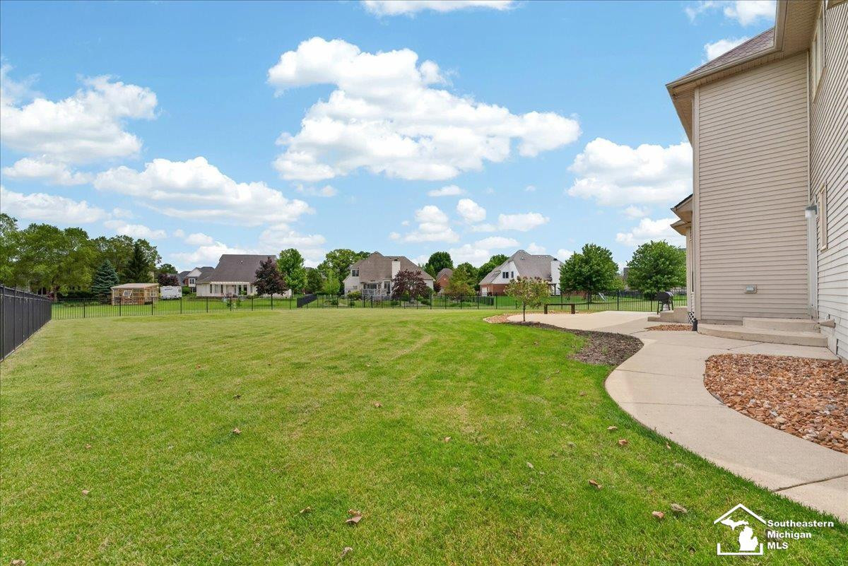 762 Valmont Drive, Monroe, MI 48162 — Photo 35
