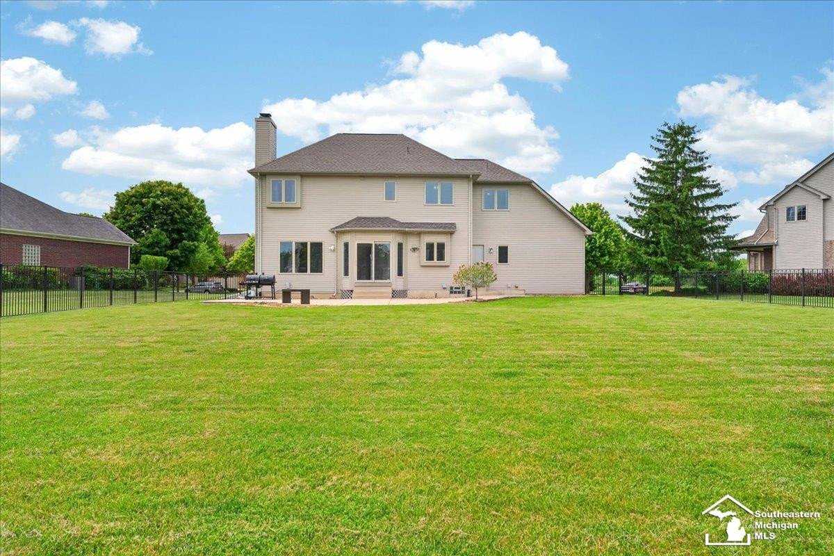 762 Valmont Drive, Monroe, MI 48162 — Photo 36