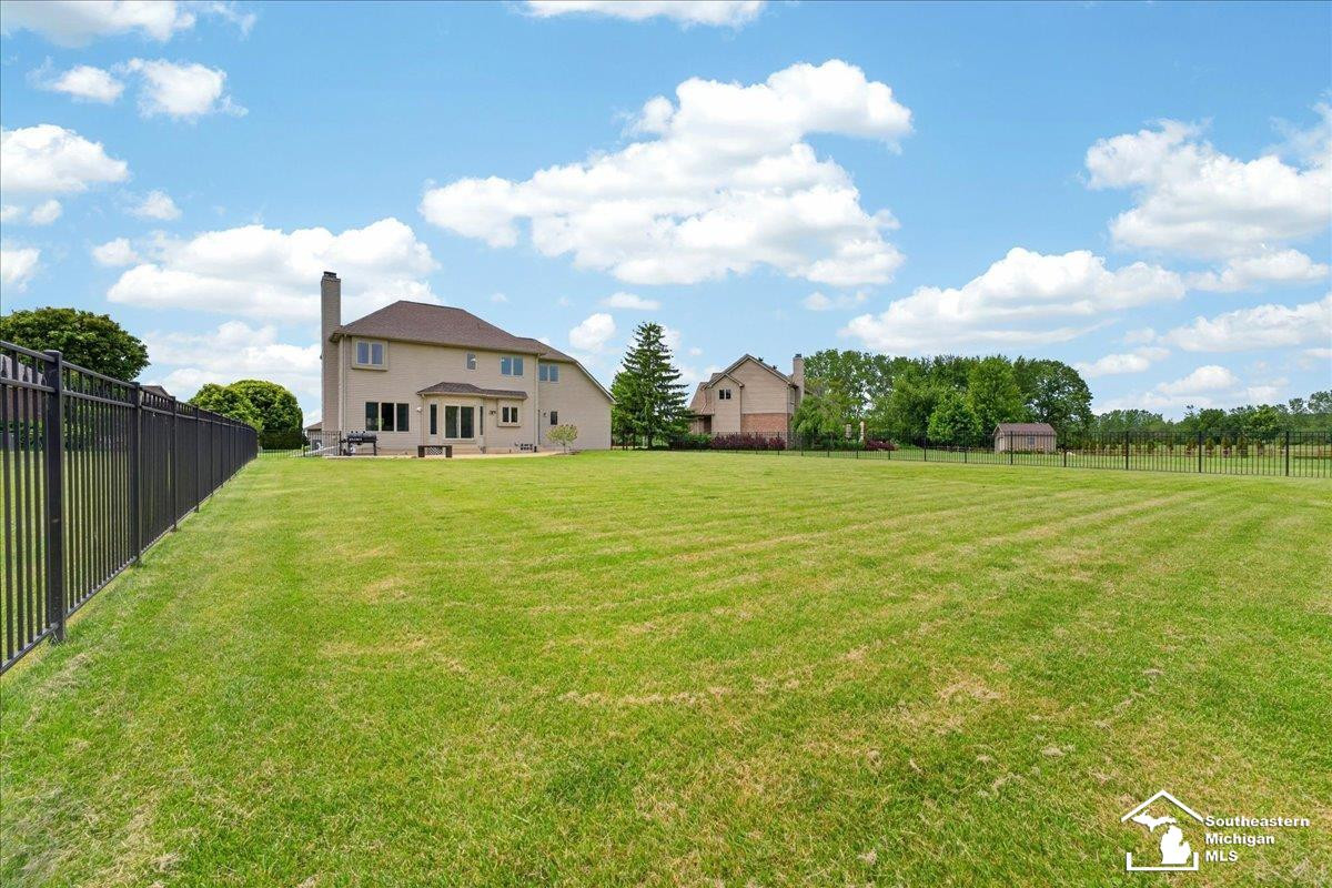 762 Valmont Drive, Monroe, MI 48162 — Photo 37