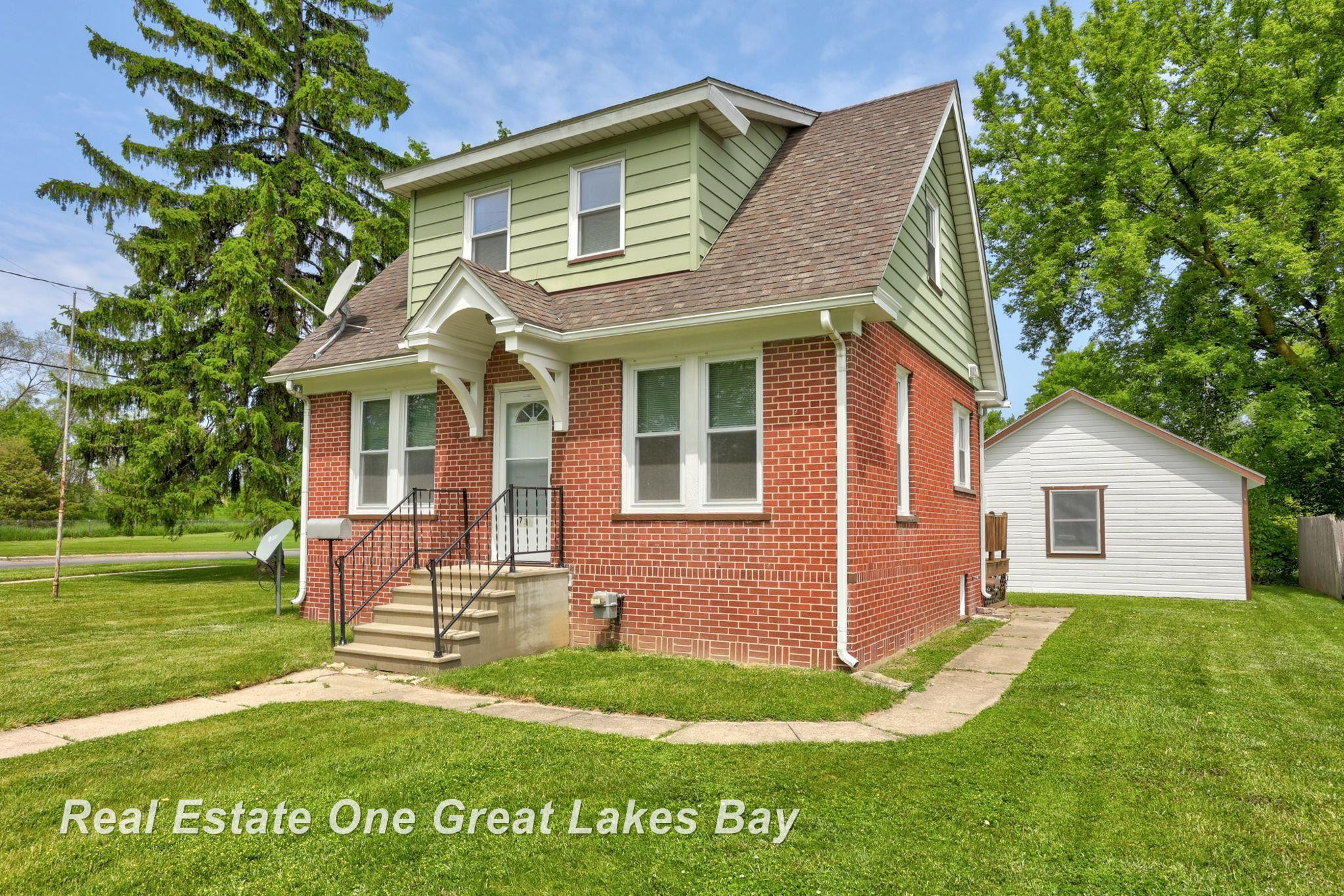 736 Stoker Drive, Saginaw, MI 48604 — Photo 3