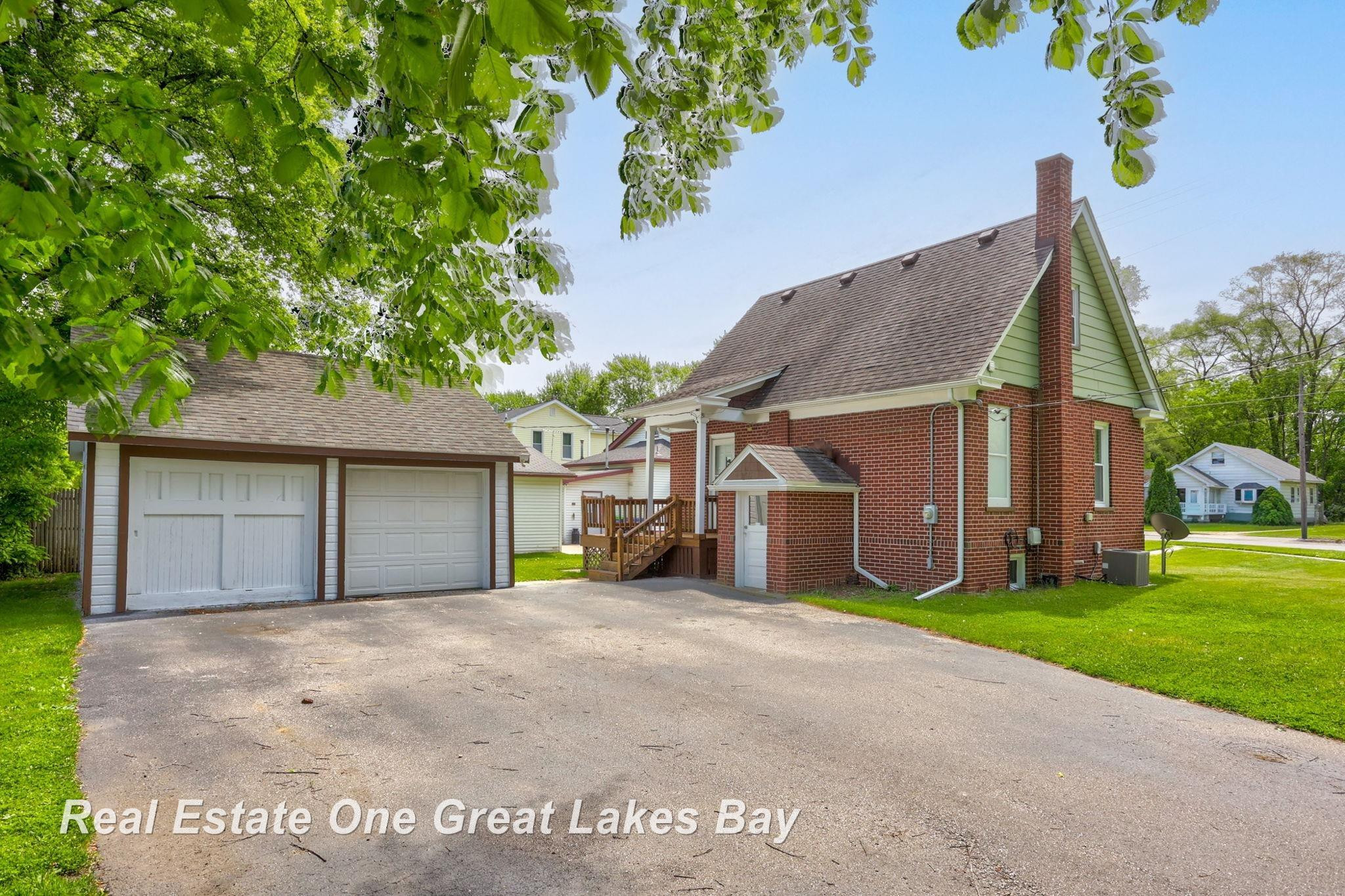 736 Stoker Drive, Saginaw, MI 48604 — Photo 4