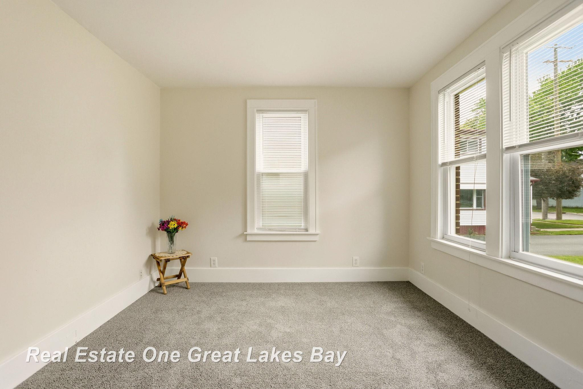 736 Stoker Drive, Saginaw, MI 48604 — Photo 9