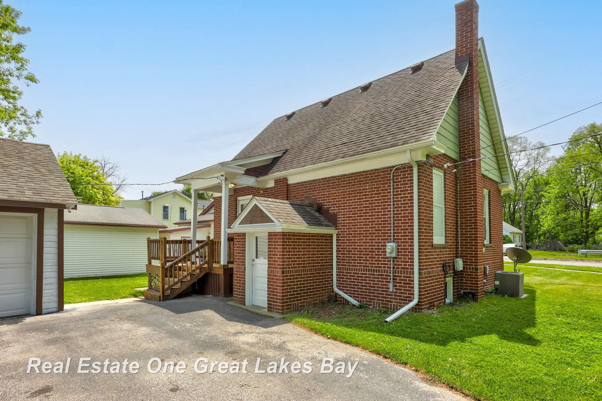 736 Stoker Drive, Saginaw, MI 48604 — Photo 27
