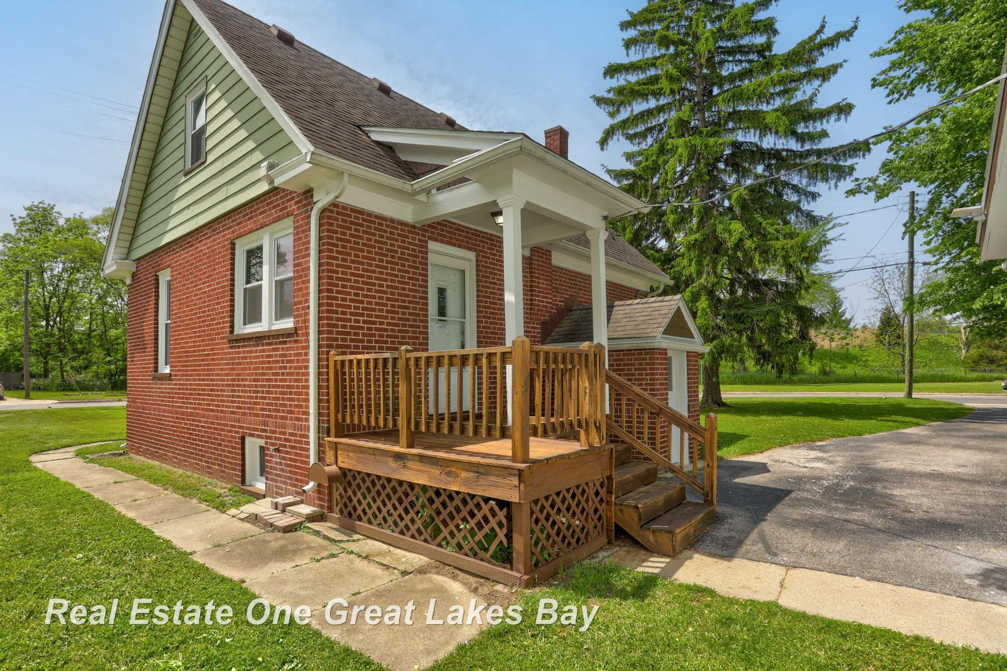 736 Stoker Drive, Saginaw, MI 48604 — Photo 28