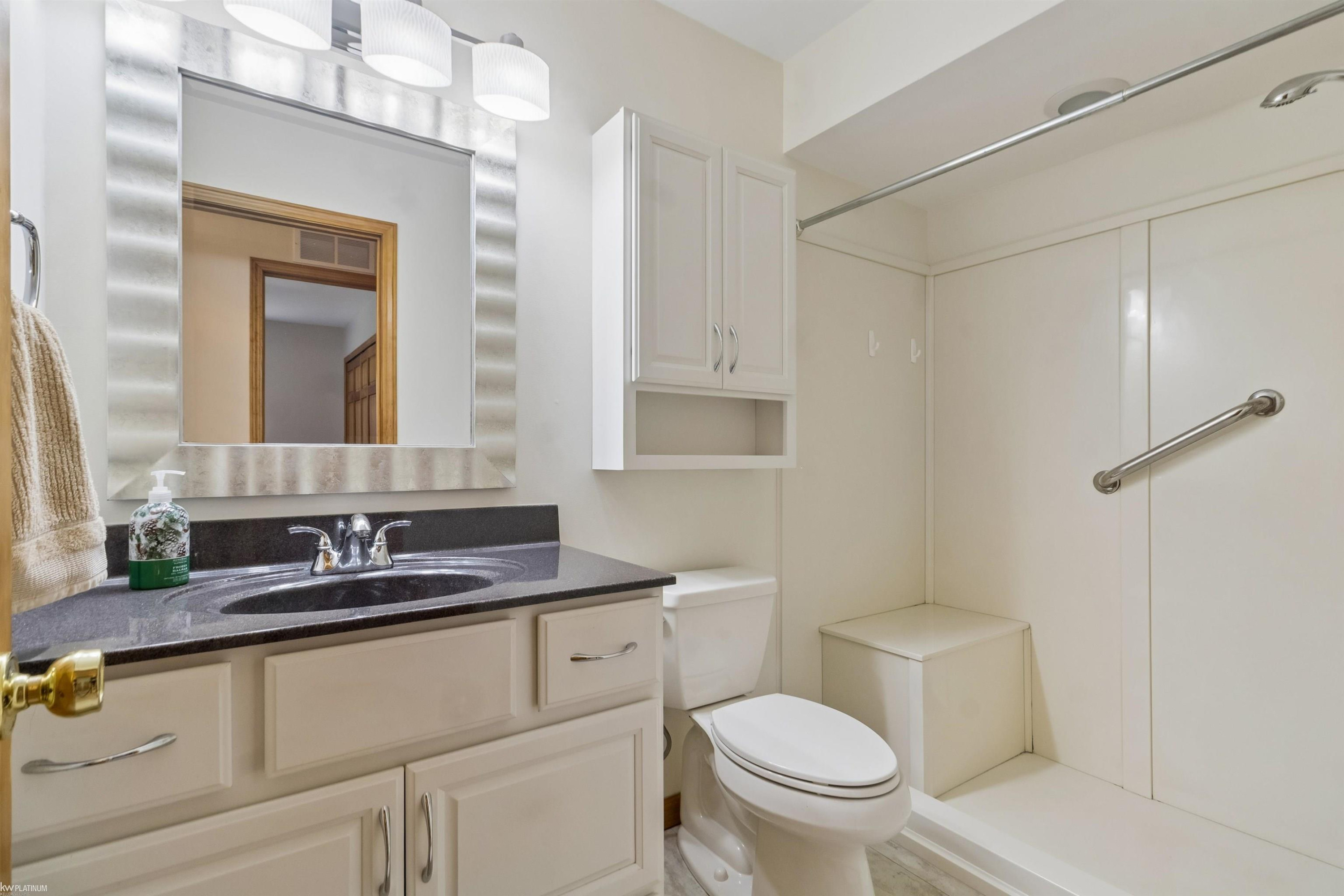 3238 S Shoreview Drive, MI 48059 — Photo 16