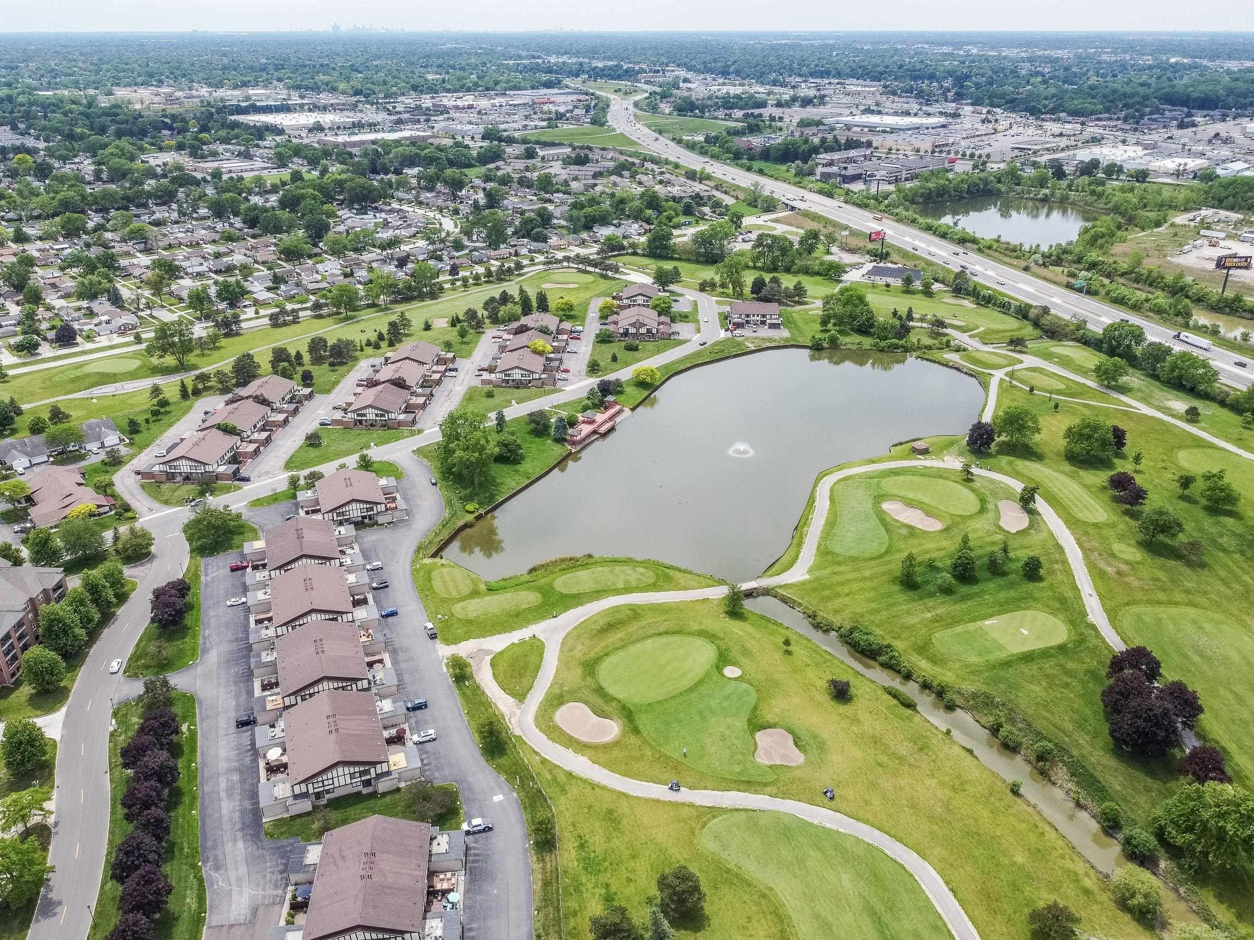 1102 Country Club Drive, Saint Clair Shores, MI 48082 — Photo 7