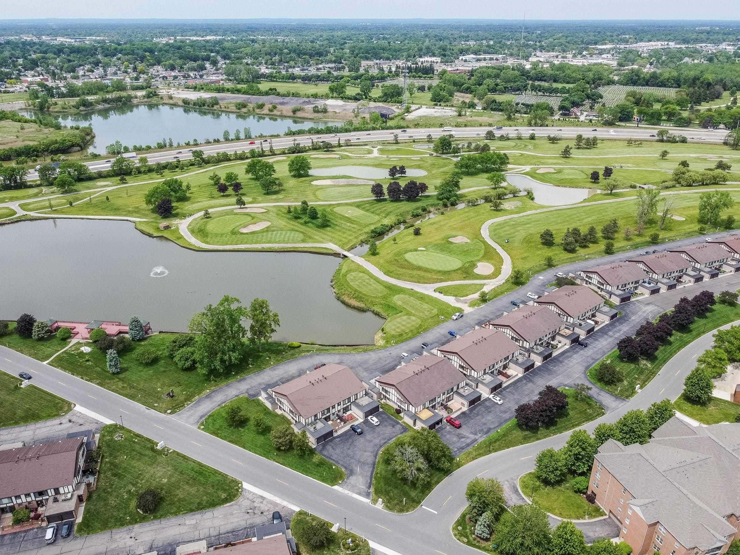 1102 Country Club Drive, Saint Clair Shores, MI 48082 — Photo 39