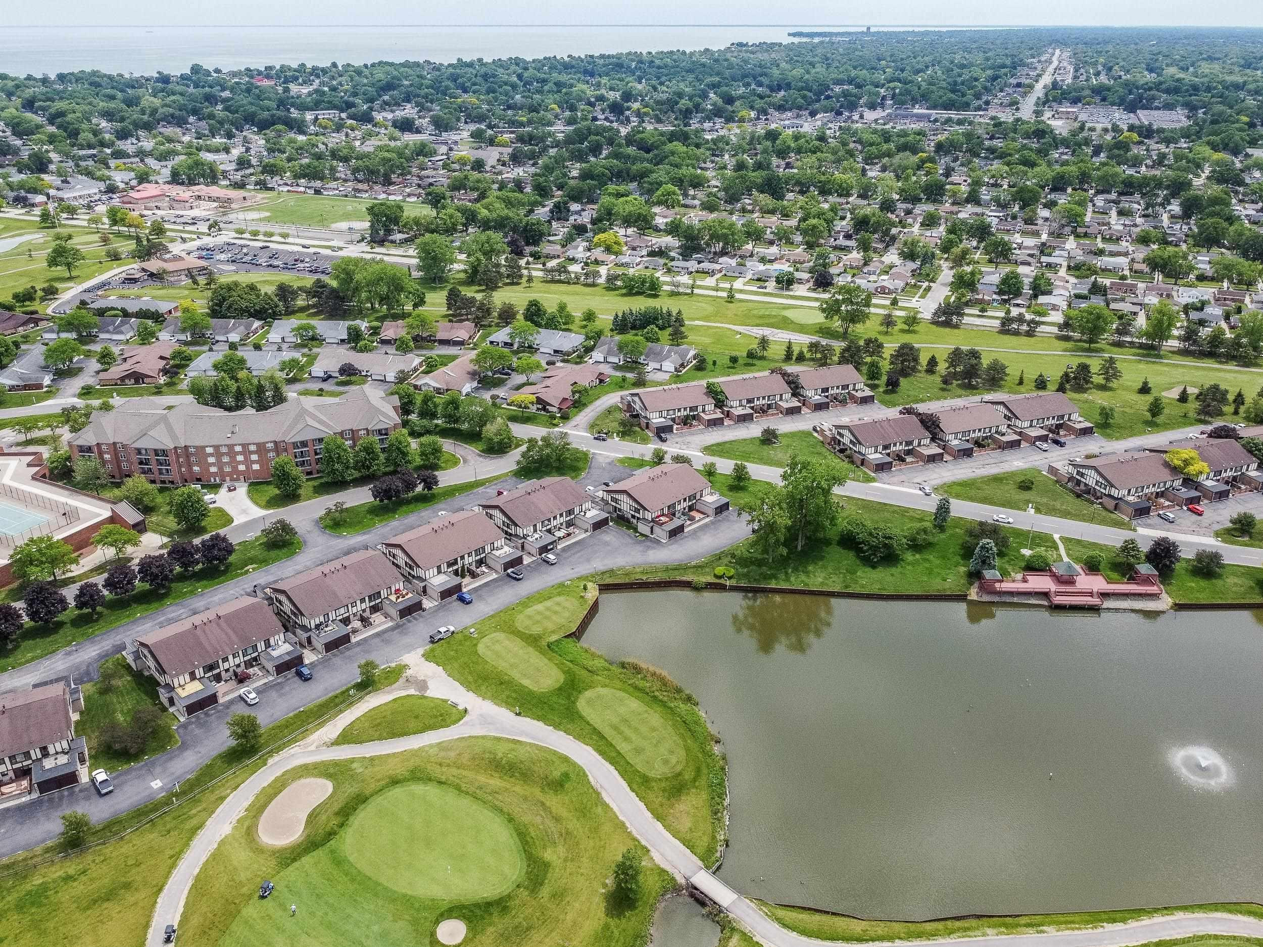 1102 Country Club Drive, Saint Clair Shores, MI 48082 — Photo 41