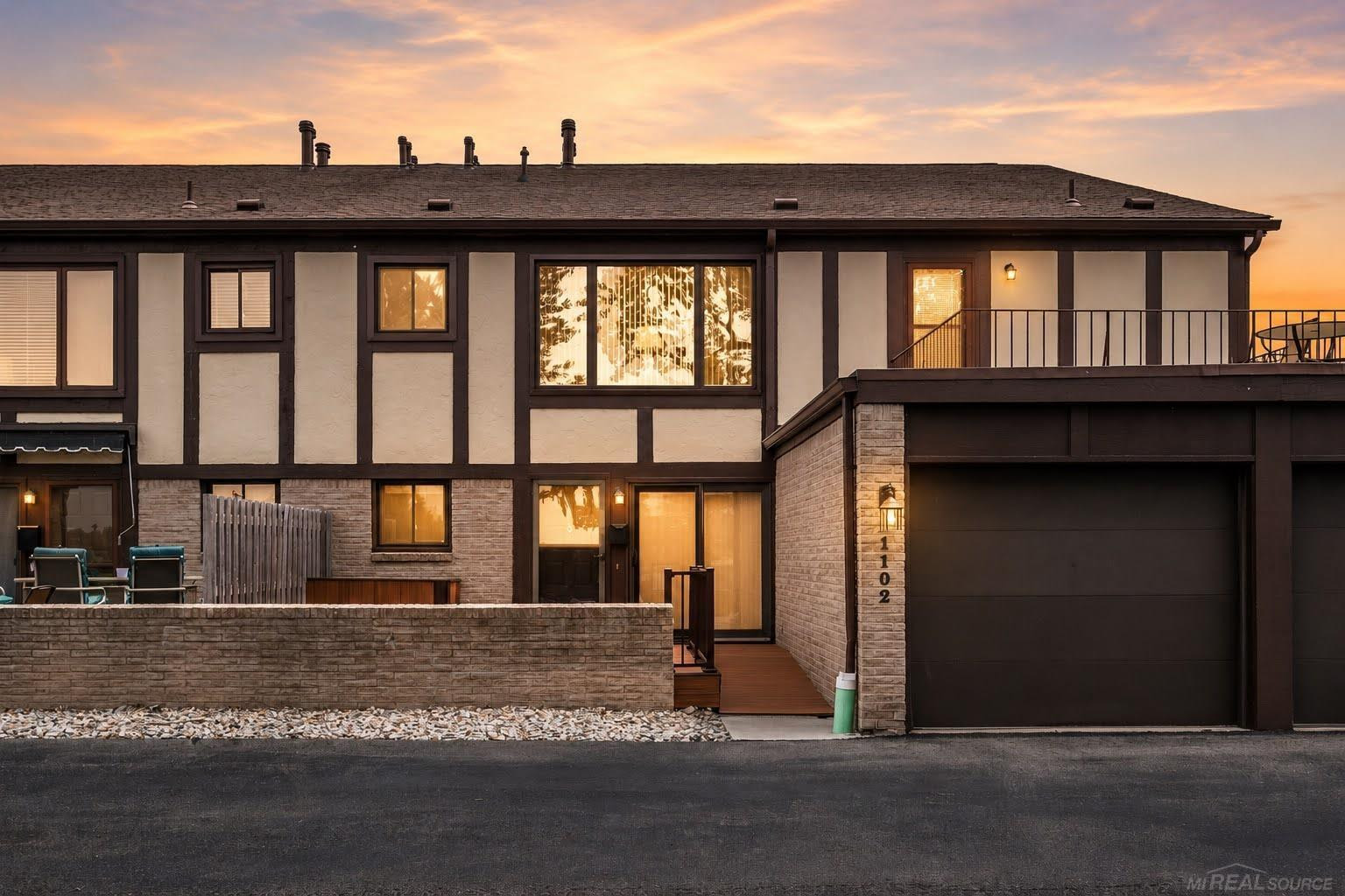 1102 Country Club Drive, Saint Clair Shores, MI 48082 — front exterior