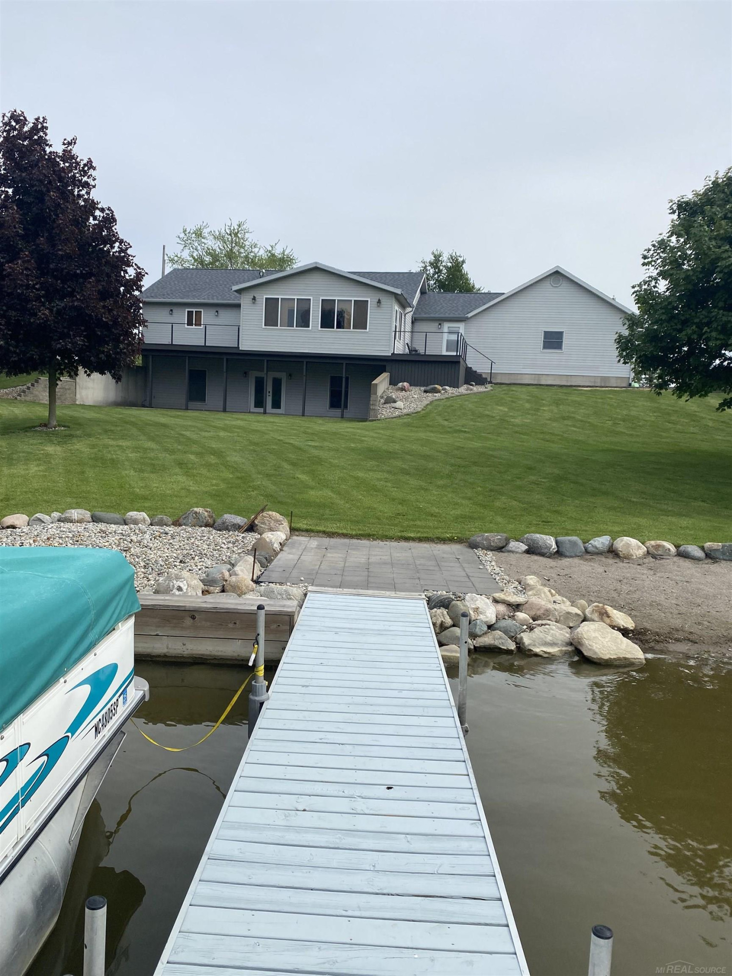 14685 Roberts Court, Camden, MI 49232