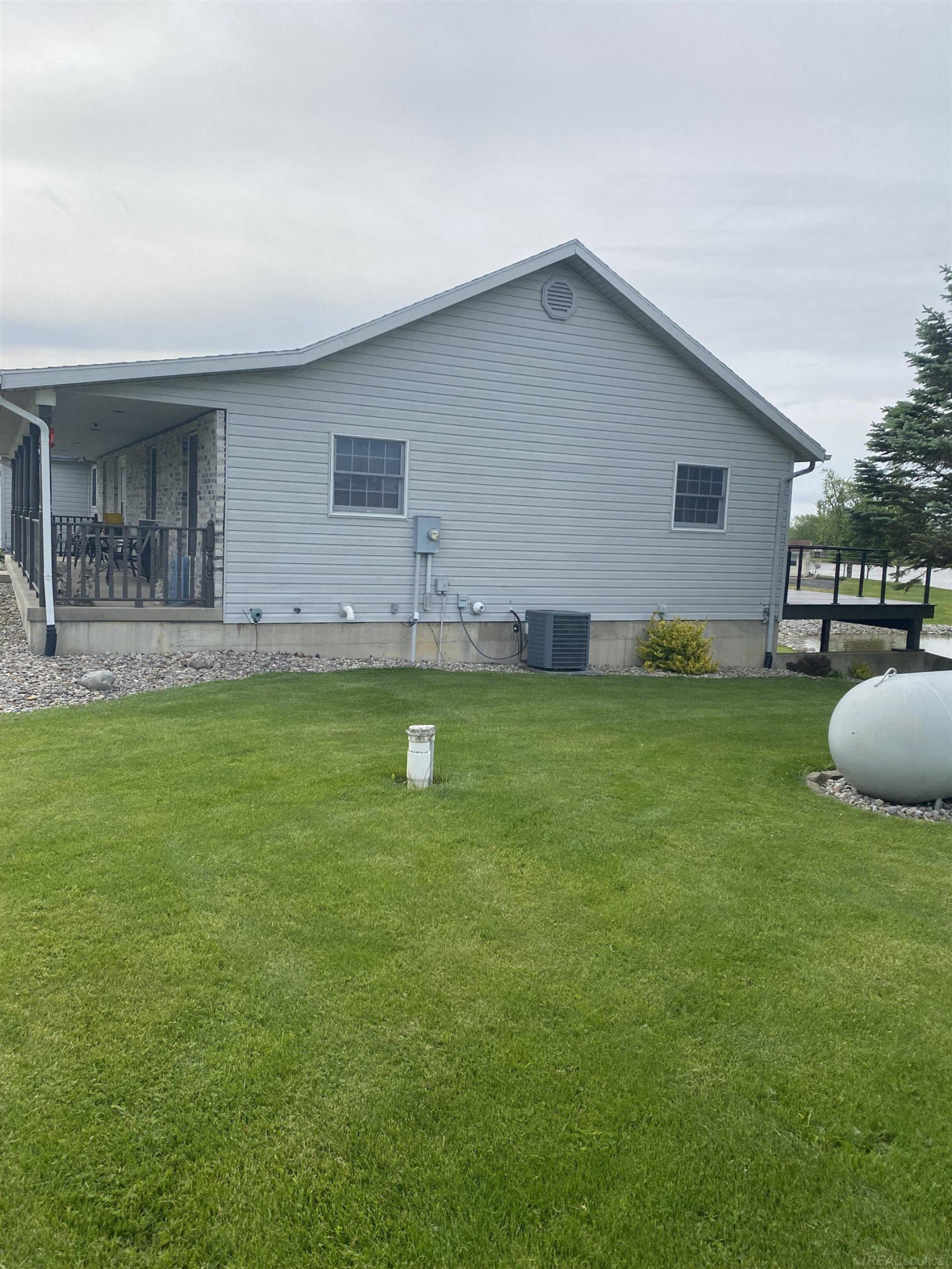 14685 Roberts Court, Camden, MI 49232 — Photo 8