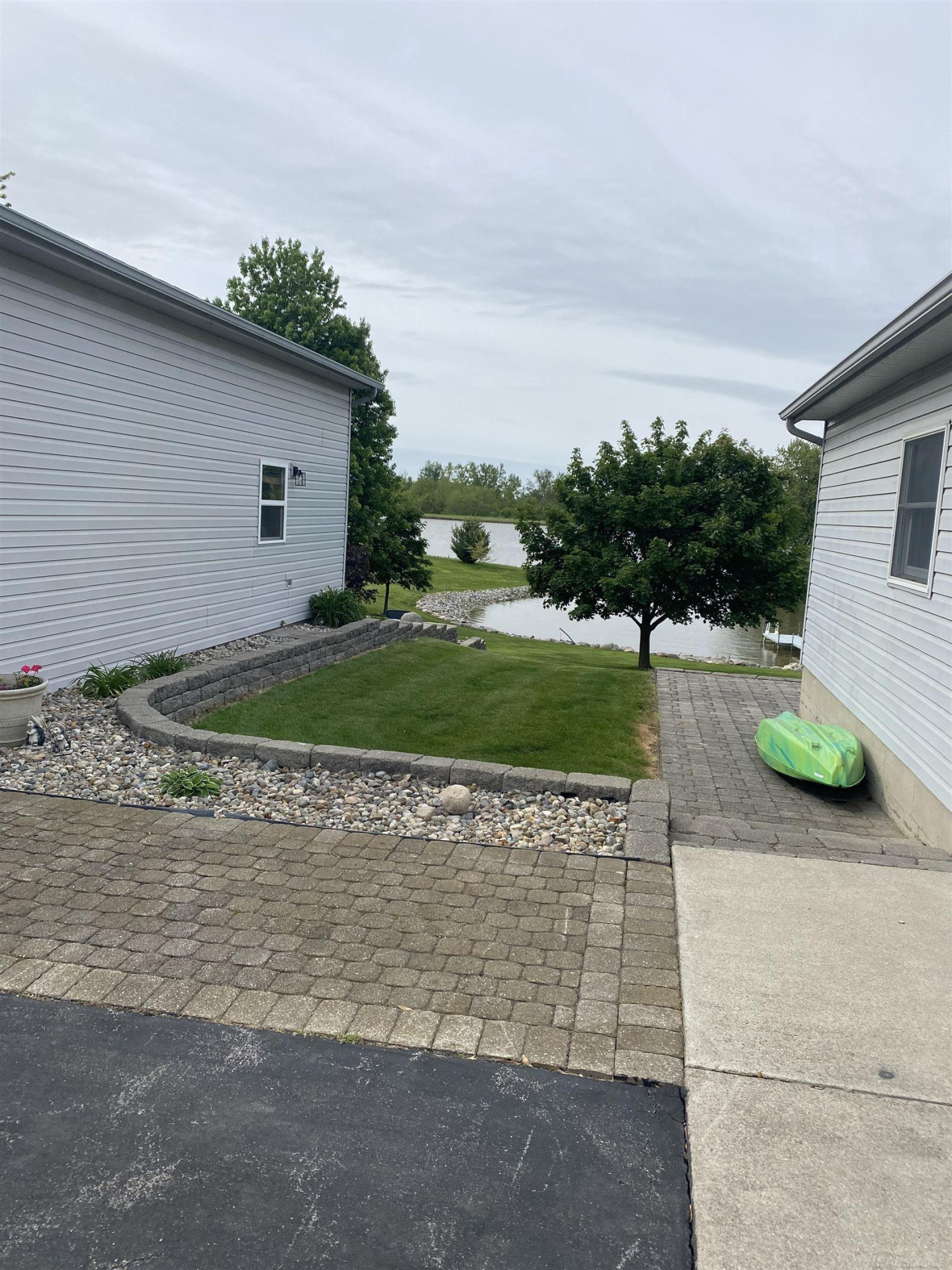 14685 Roberts Court, Camden, MI 49232 — Photo 17