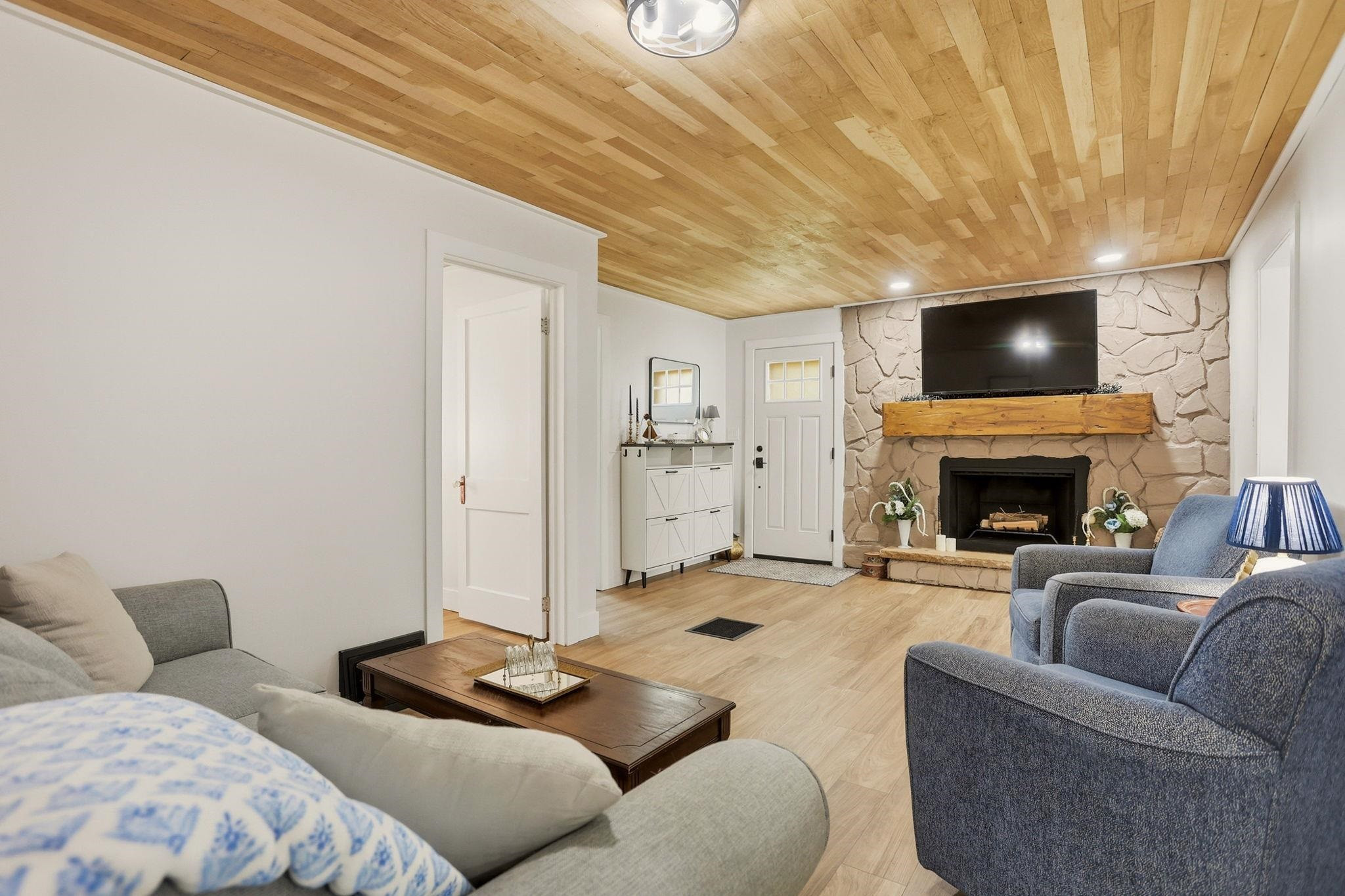 4364 Baker Road, Bridgeport, MI 48722 — Photo 9
