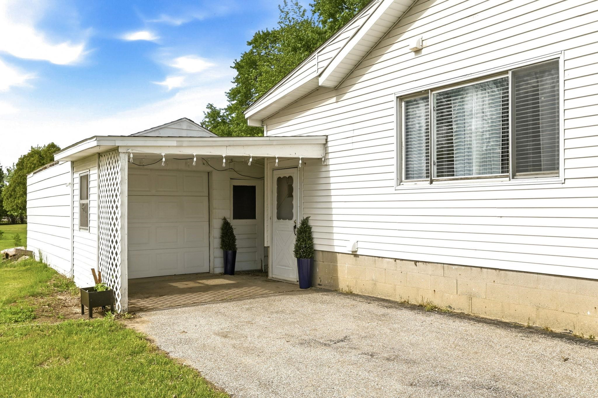 4364 Baker Road, Bridgeport, MI 48722 — Photo 30