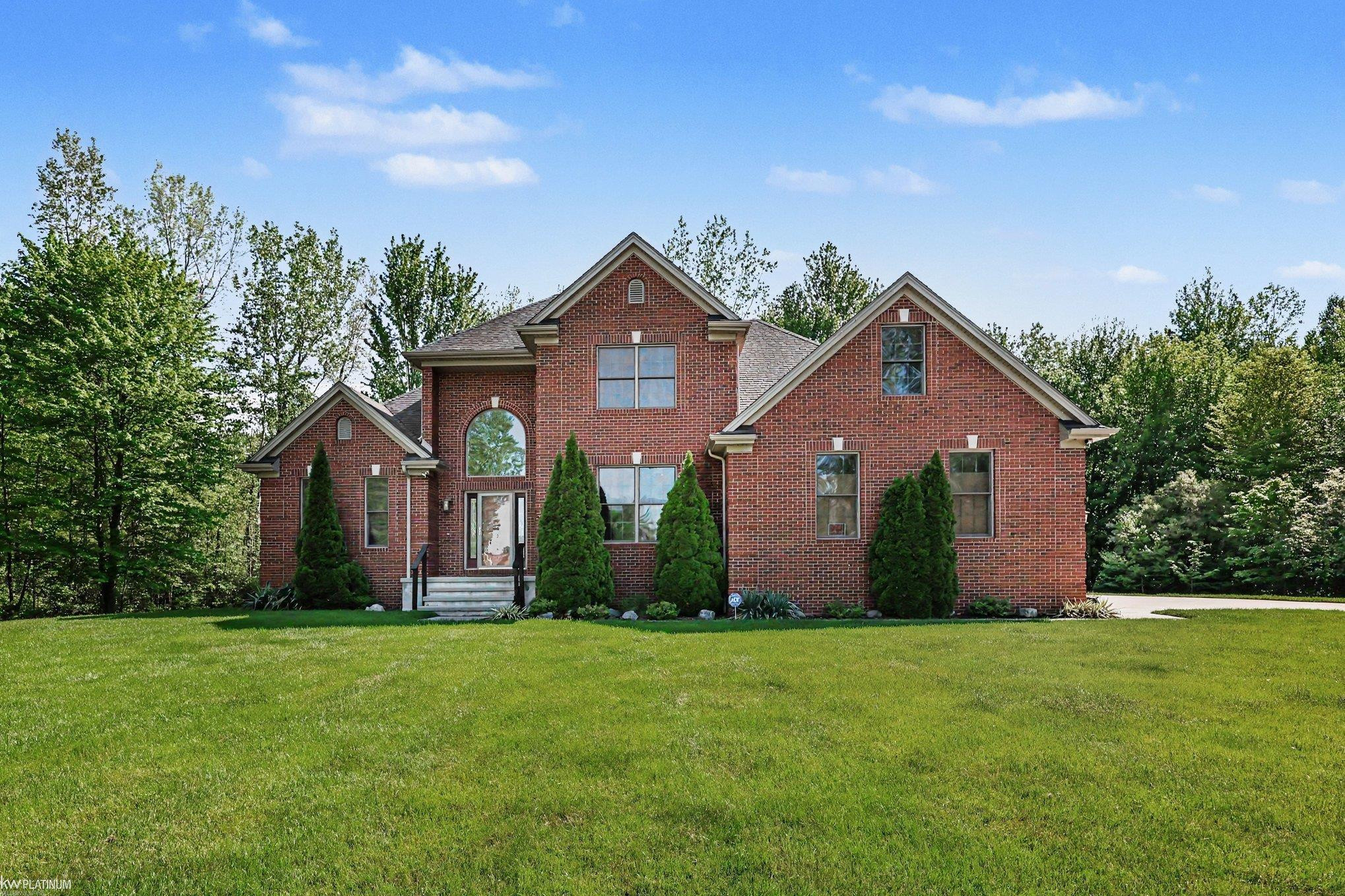 4184 Wellington Court, MI 48059 — Photo 2