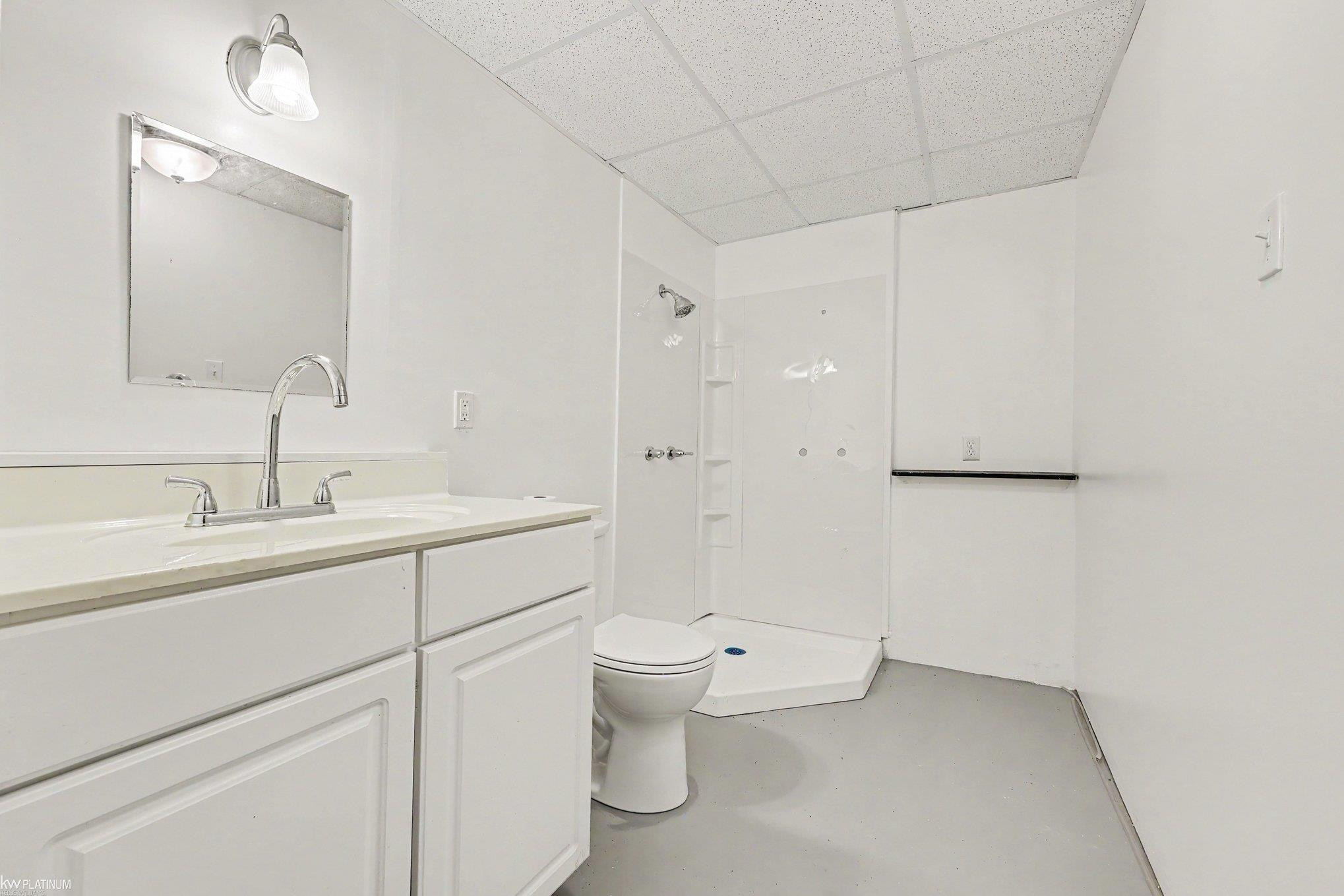 4184 Wellington Court, MI 48059 — Photo 36