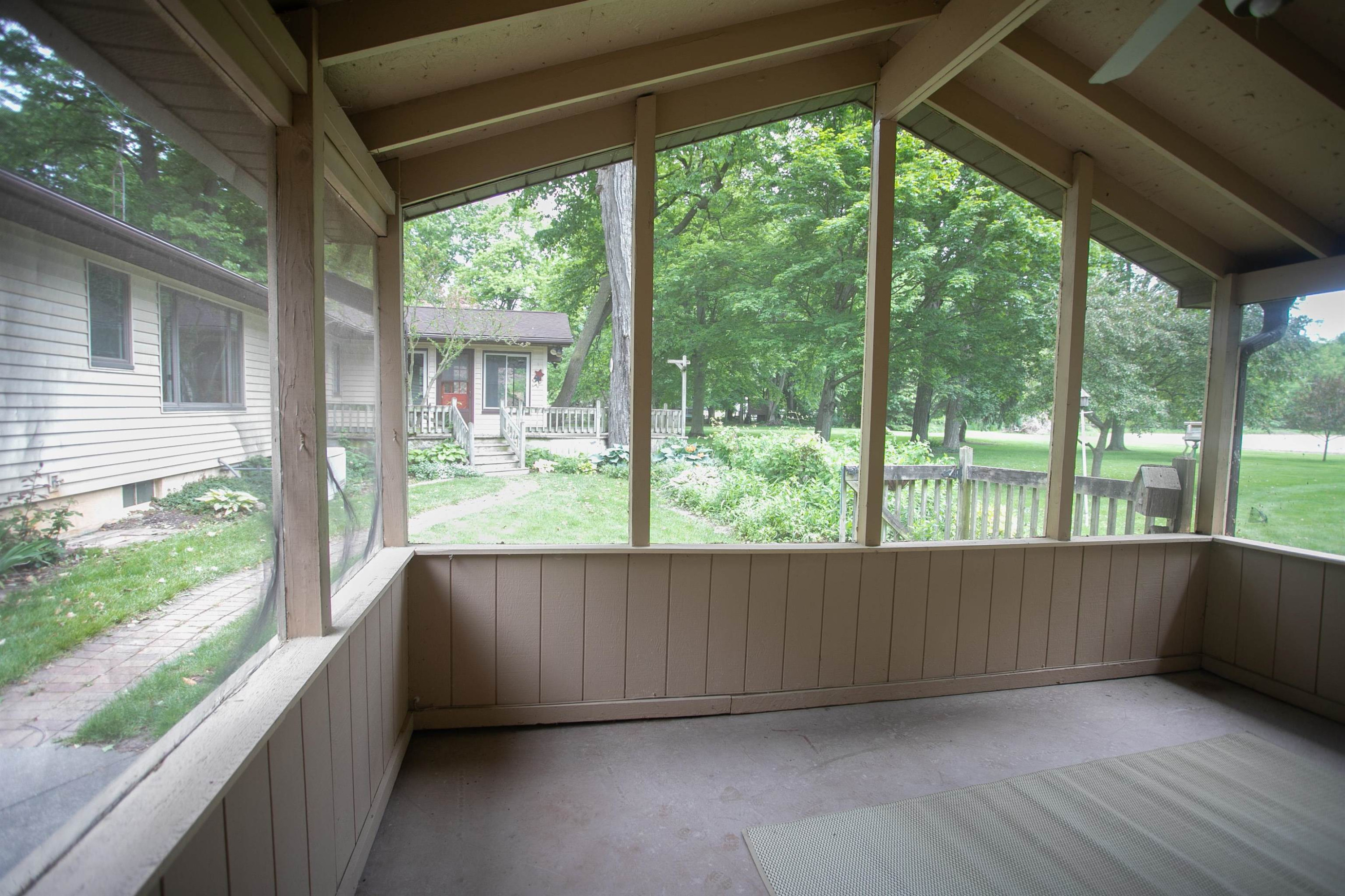 5481 Sheridan Avenue, Durand, MI 48429 — Photo 38