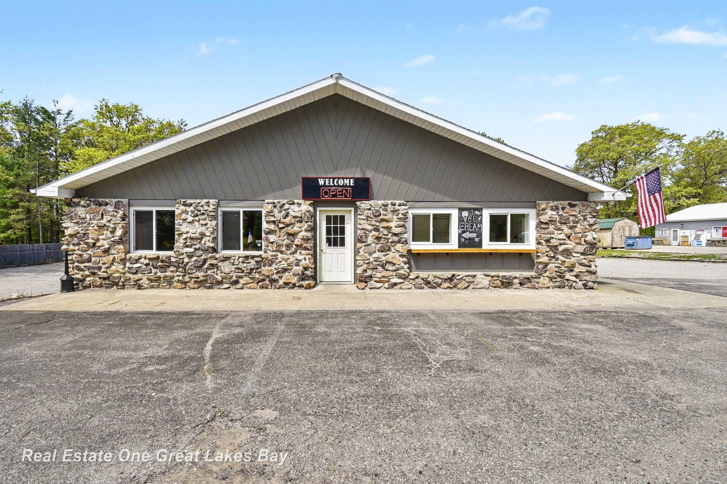1951 Indian Lake Road, National City, MI 48748