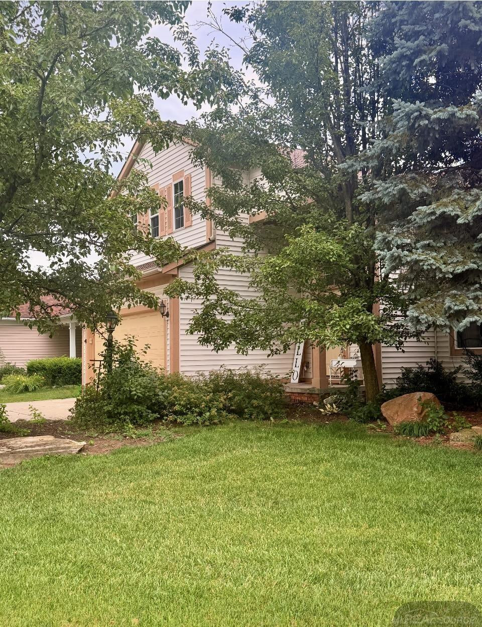 5137 Sandalwood Circle Street, Grand Blanc, MI 48439 — Photo 3