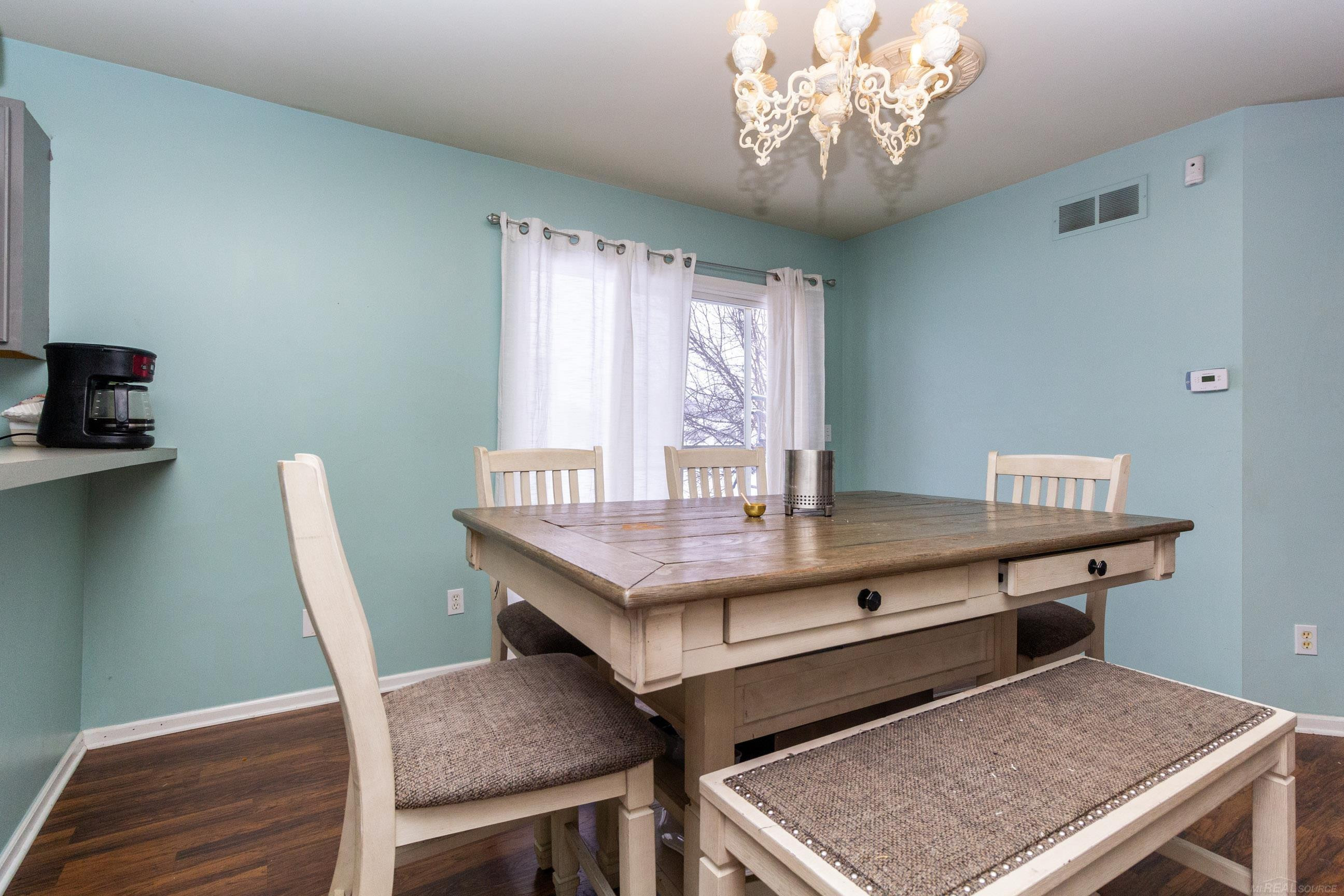 5137 Sandalwood Circle Street, Grand Blanc, MI 48439 — Photo 14
