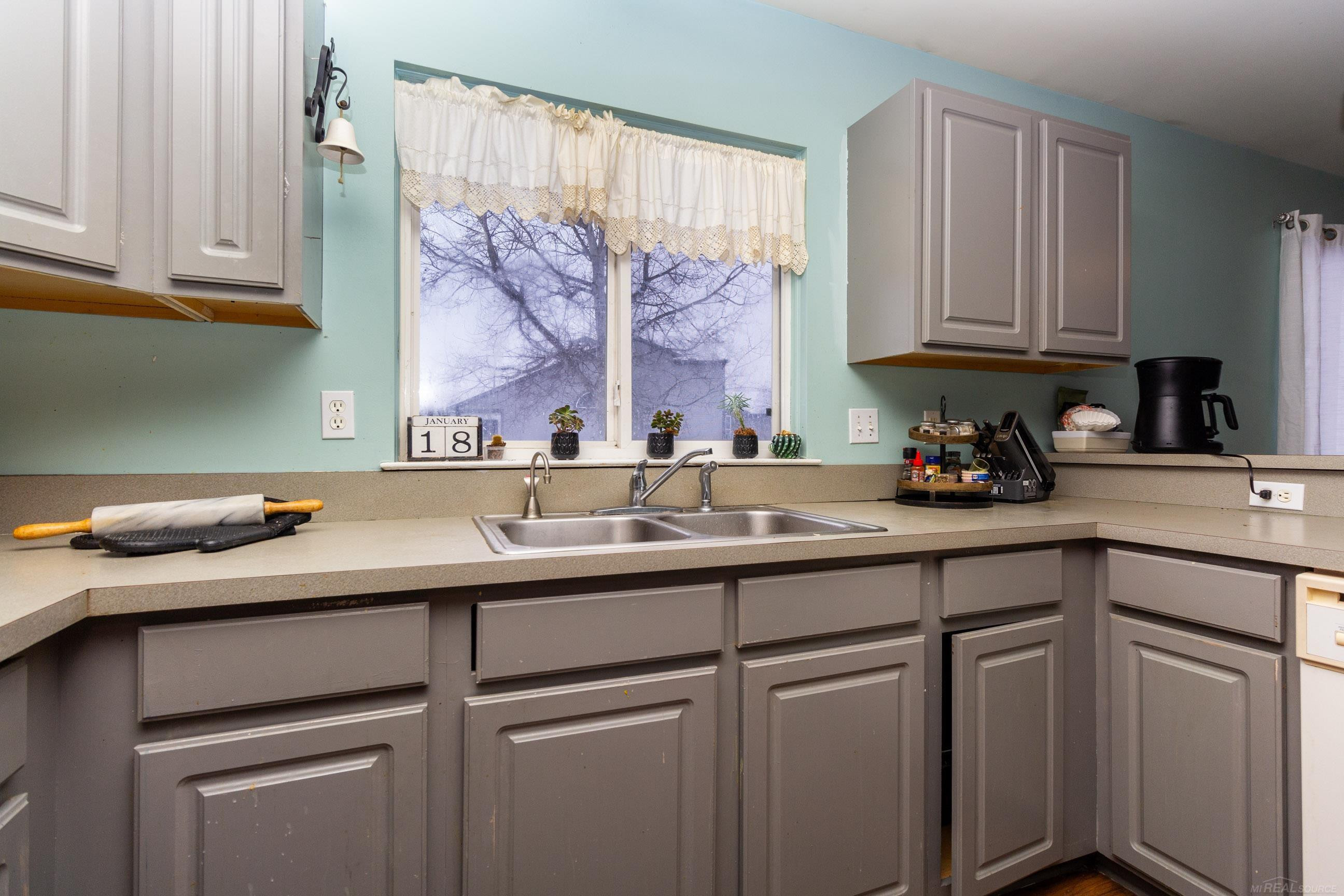 5137 Sandalwood Circle Street, Grand Blanc, MI 48439 — Photo 16