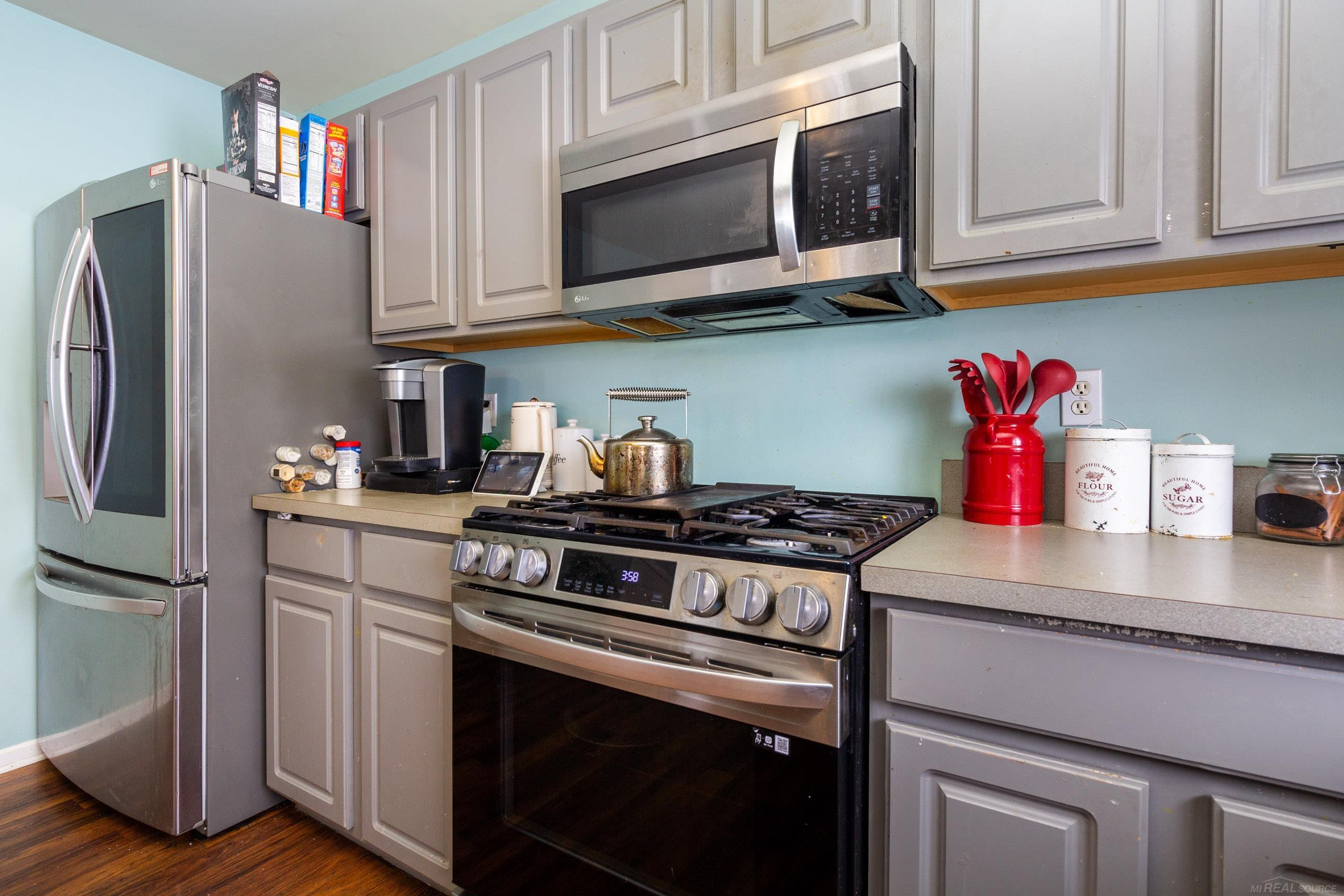 5137 Sandalwood Circle Street, Grand Blanc, MI 48439 — Photo 17