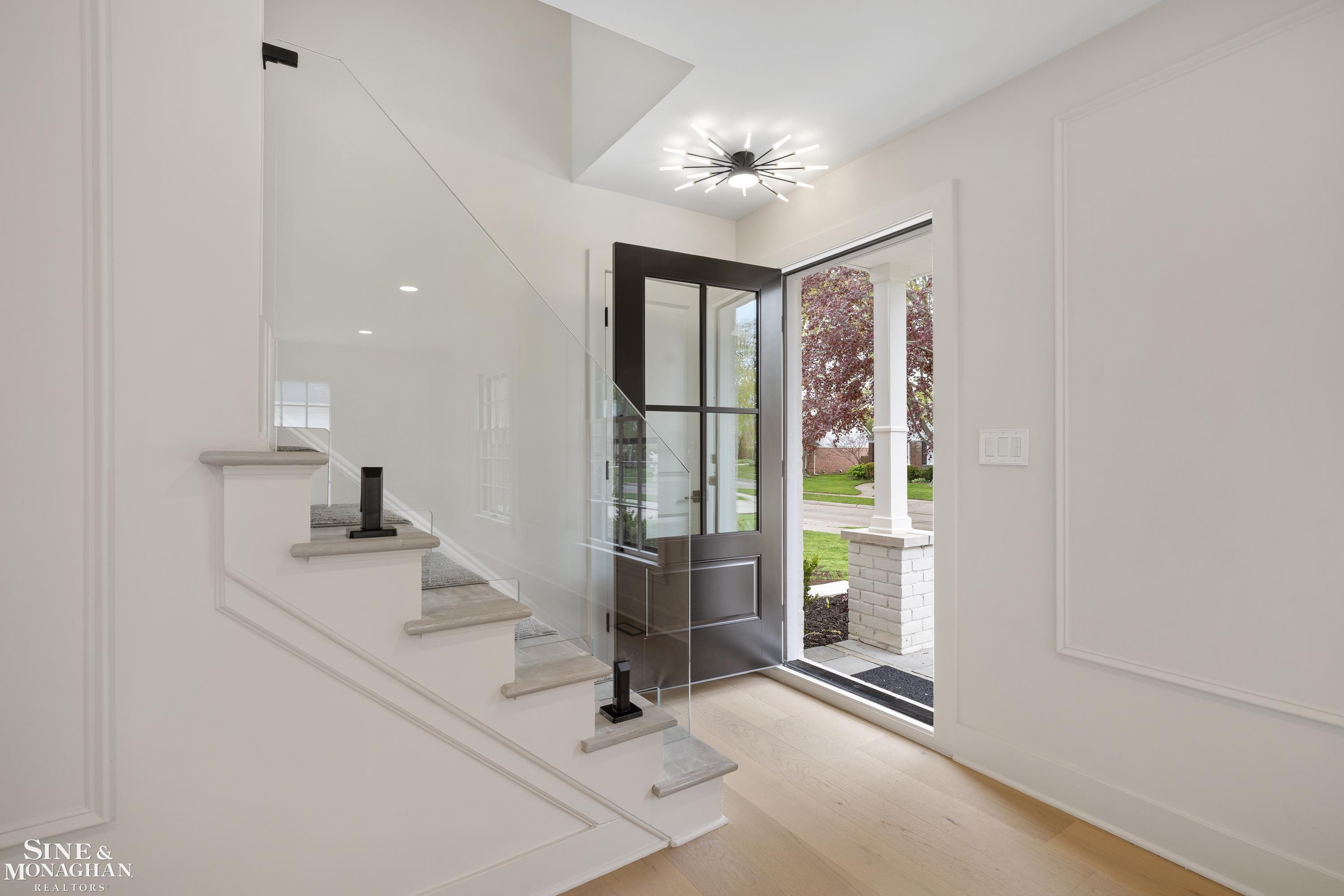 773 Hawthorne Road, Grosse Pointe Woods, MI 48236 — Photo 5