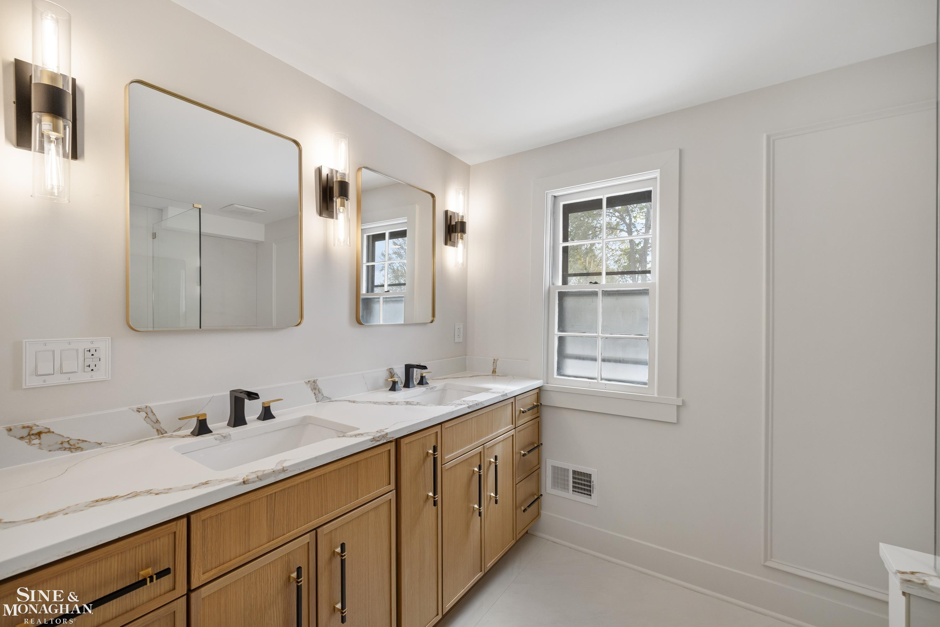 773 Hawthorne Road, Grosse Pointe Woods, MI 48236 — Photo 56