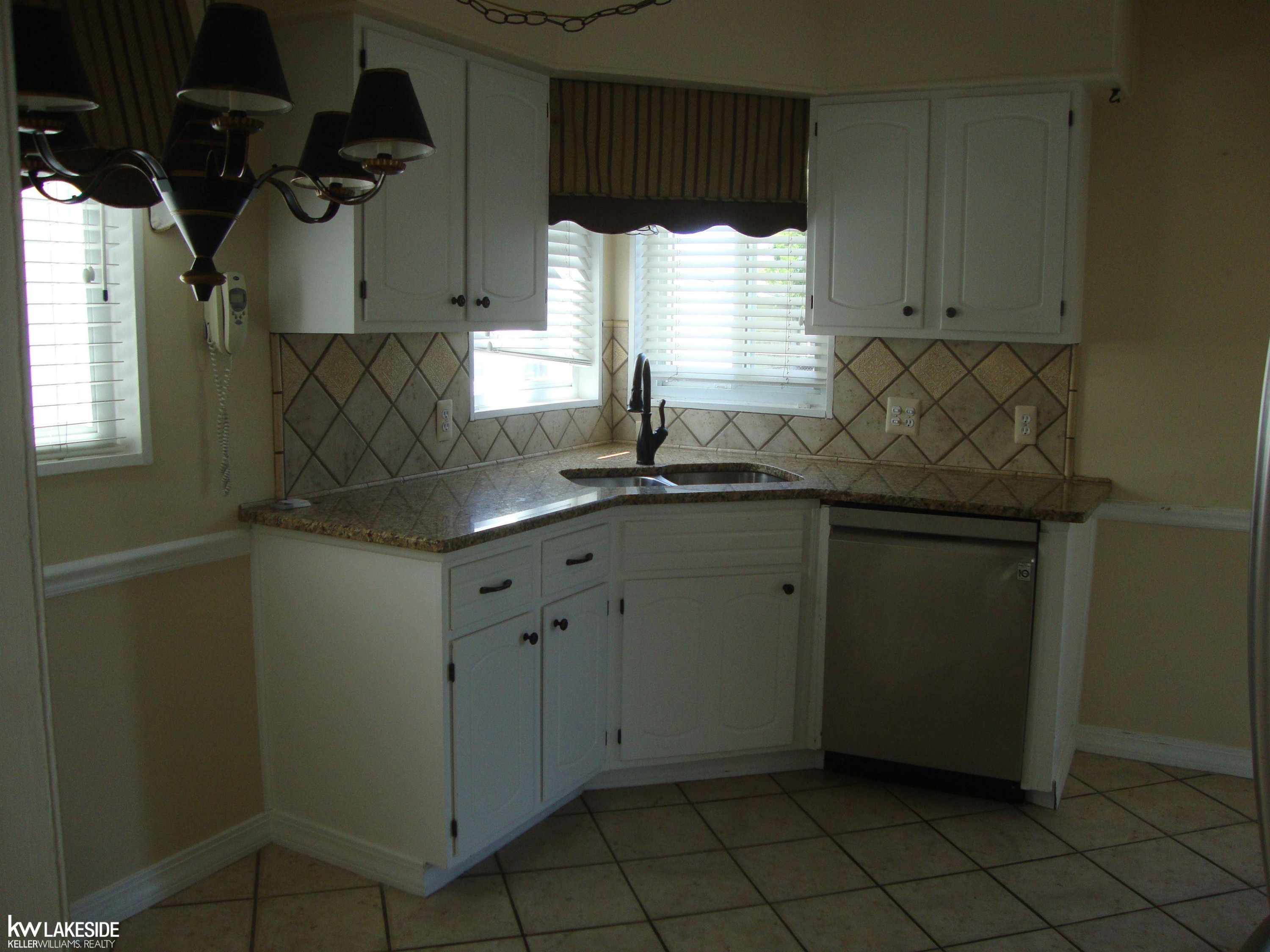 26371 Bryan Street, Roseville, MI 48066 — Photo 7