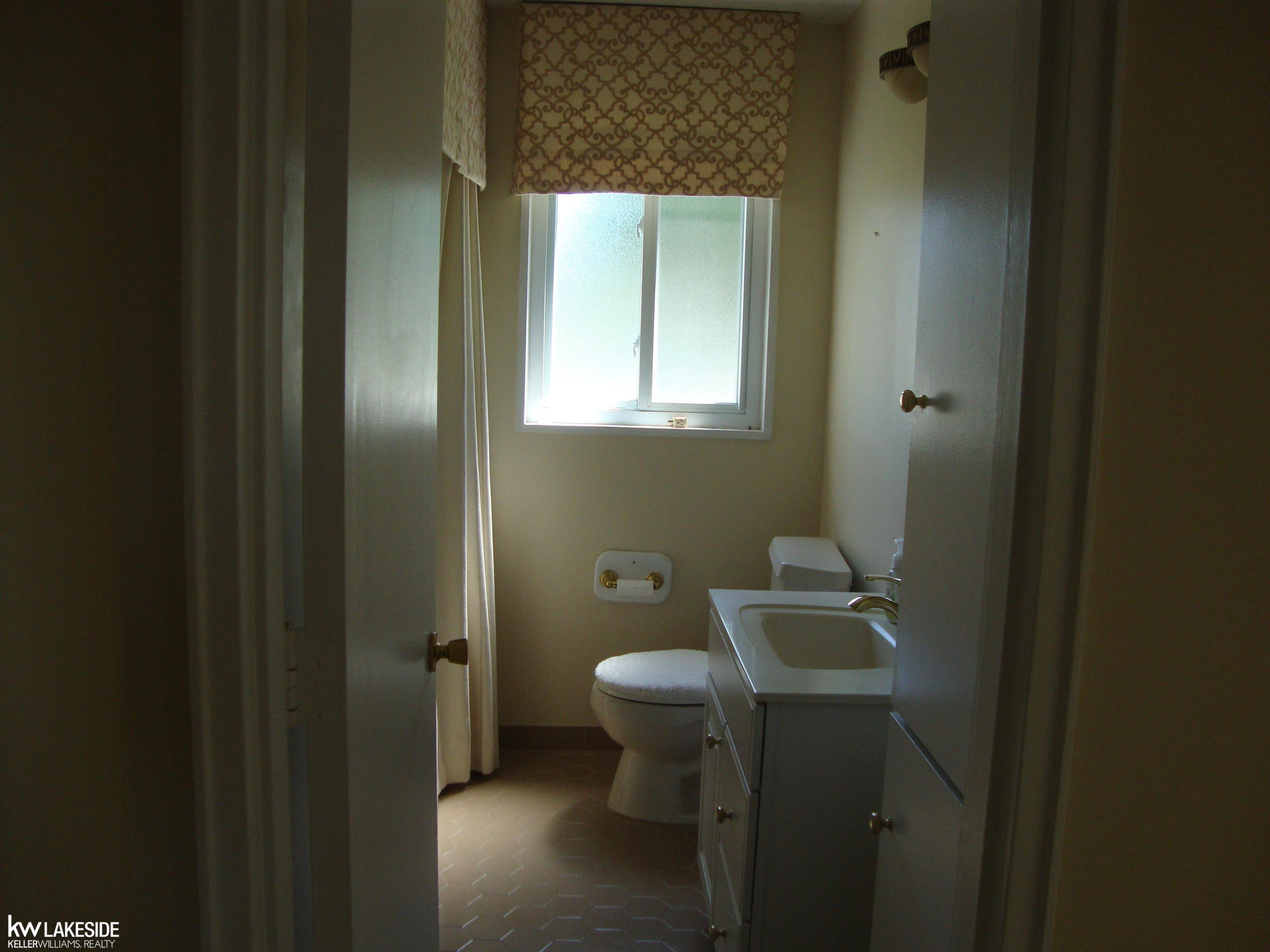 26371 Bryan Street, Roseville, MI 48066 — Photo 16