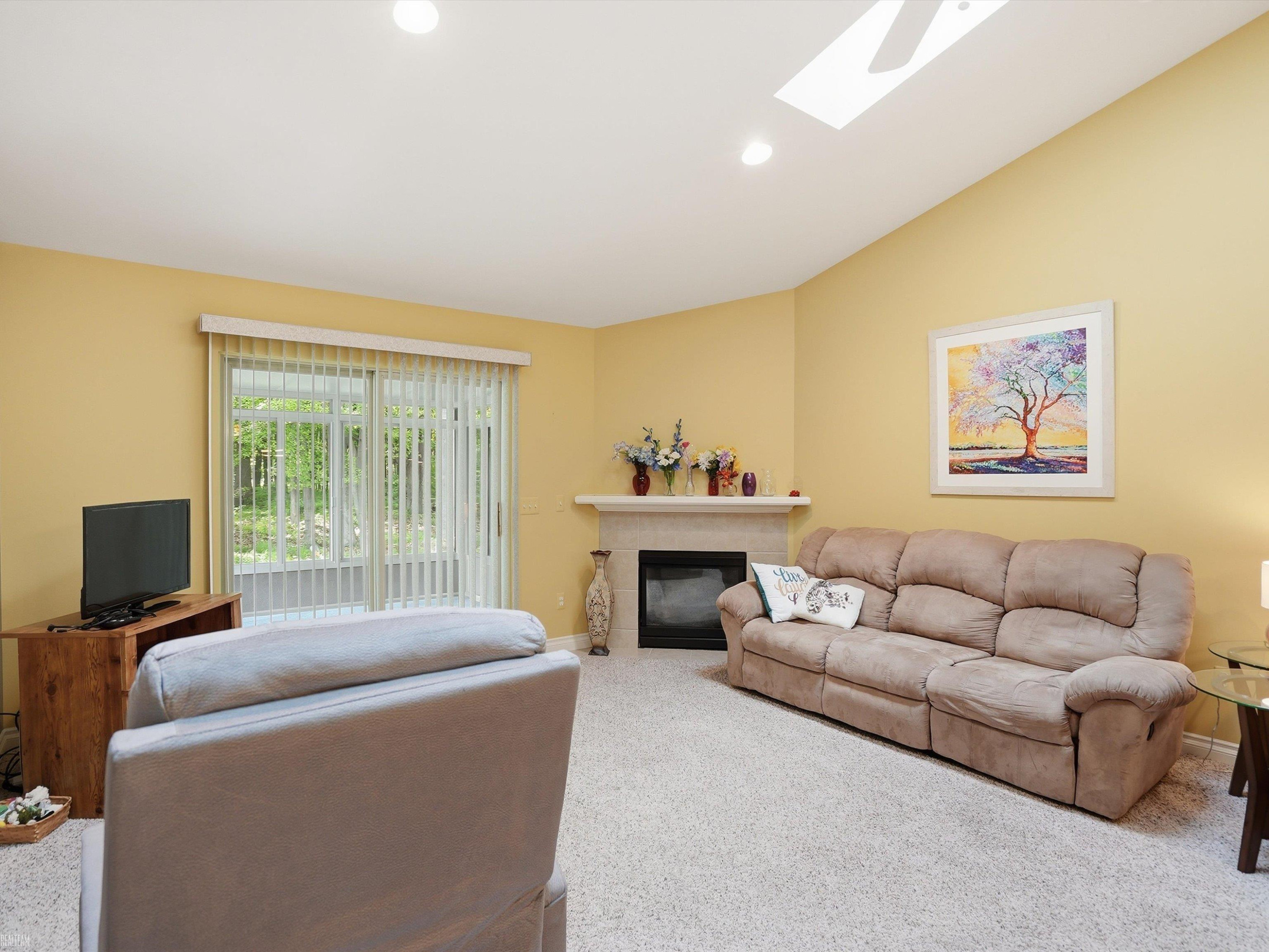 9622 Nook Road, 2, MI 48001 — Photo 12