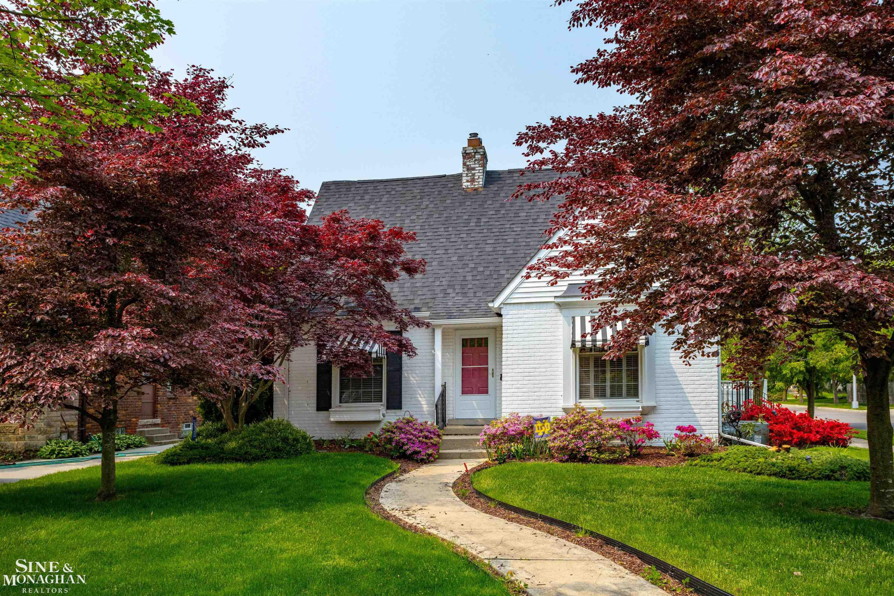 901 Lincoln Rd Road, Grosse Pointe, MI 48230 — Photo 2