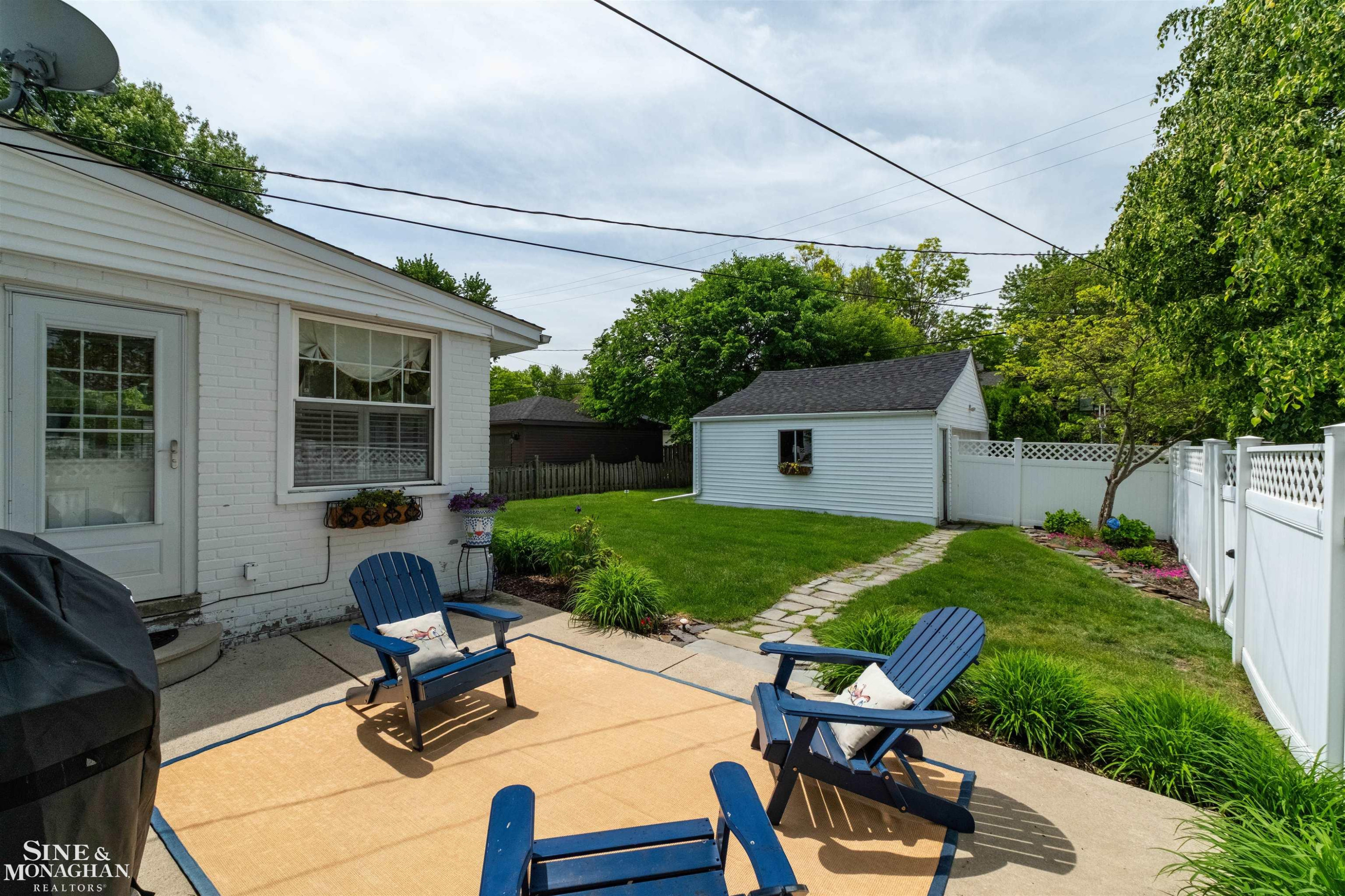 901 Lincoln Rd Road, Grosse Pointe, MI 48230 — Photo 48