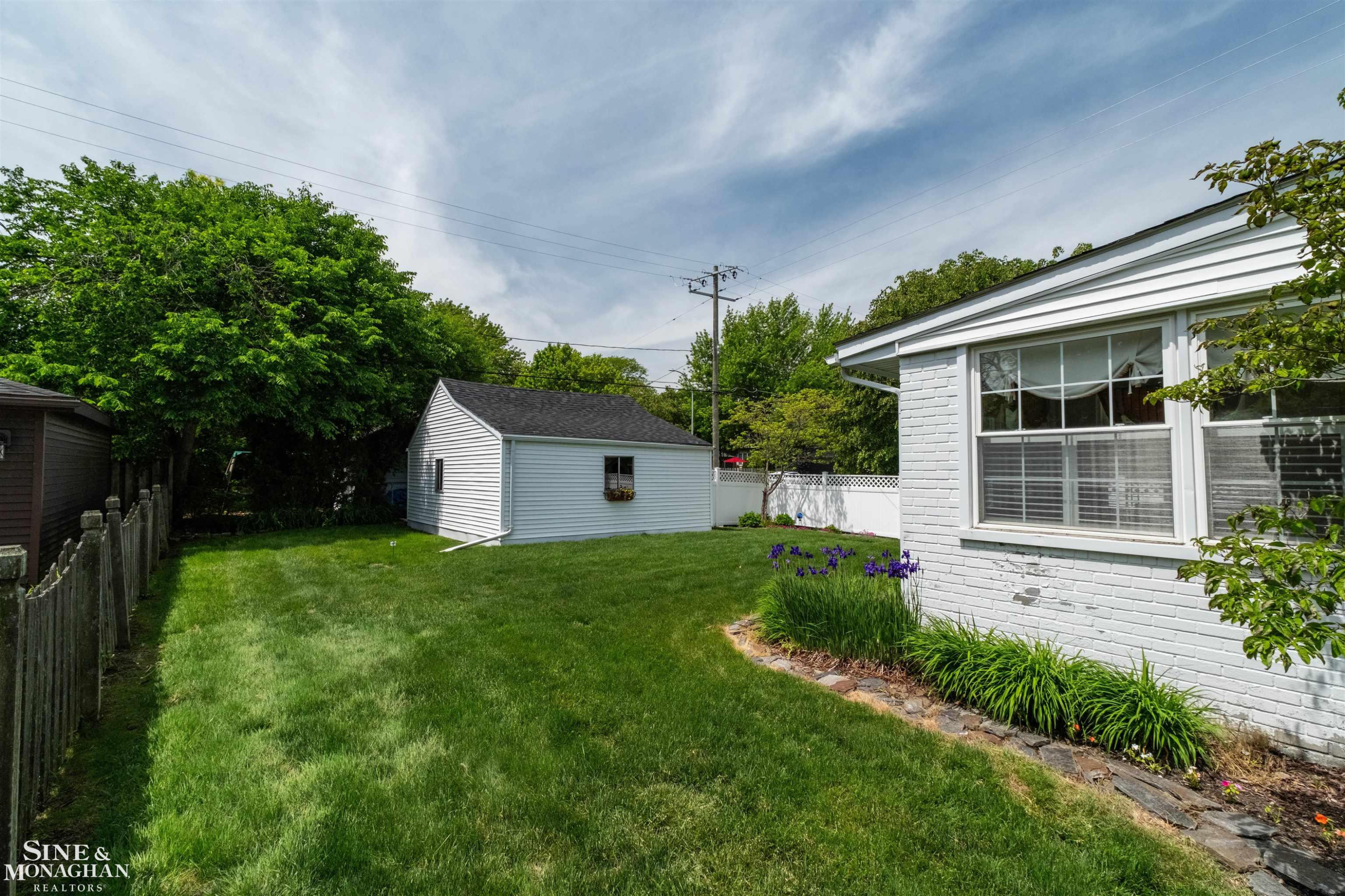901 Lincoln Rd Road, Grosse Pointe, MI 48230 — Photo 51