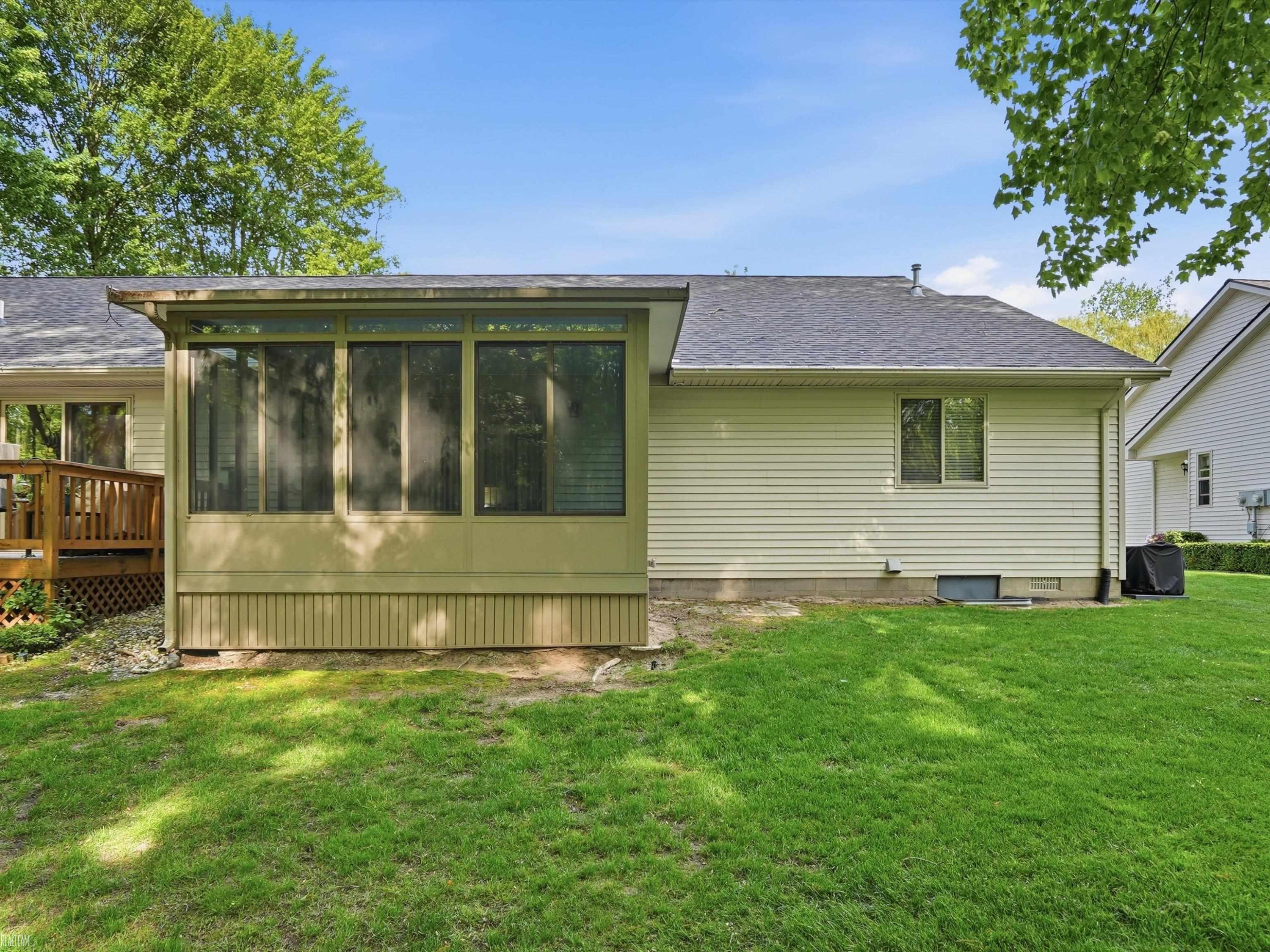 9622 Nook Road, 2, MI 48001 — Photo 28
