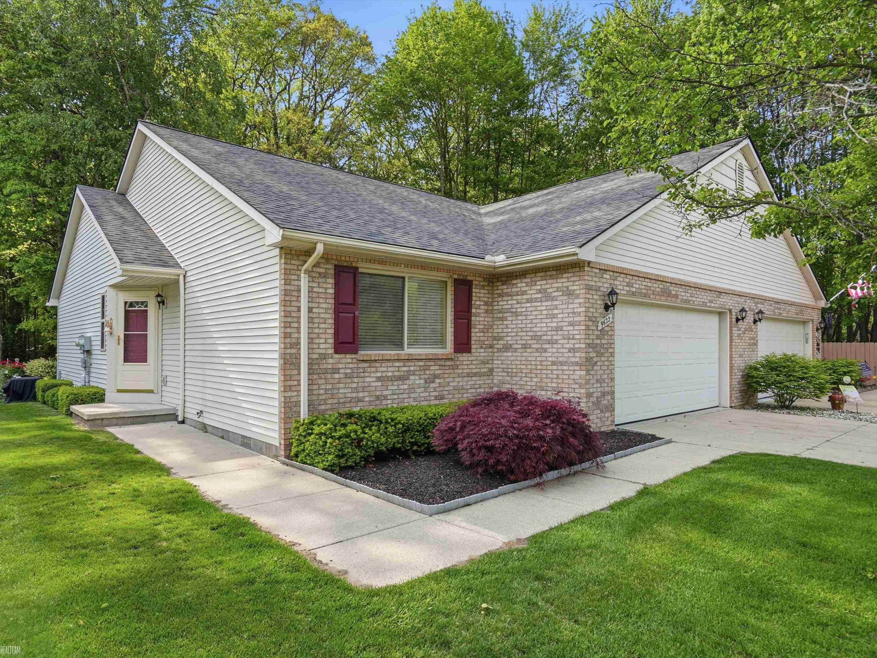9622 Nook Road, 2, MI 48001 — Photo 35
