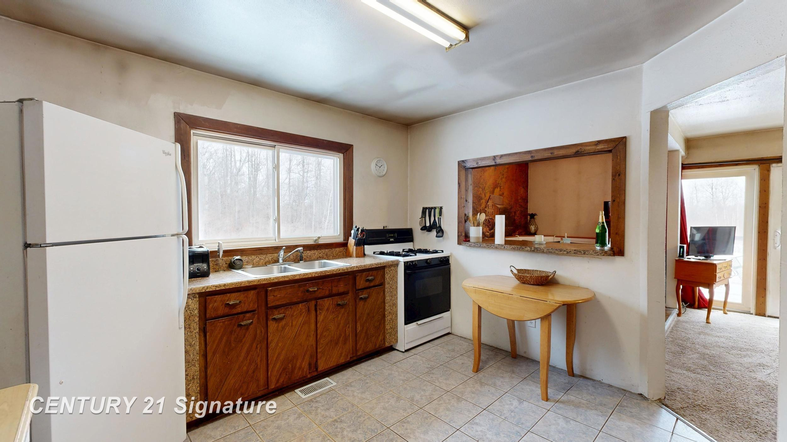 150 E Winegars Road, Gladwin, MI 48624 — Photo 22